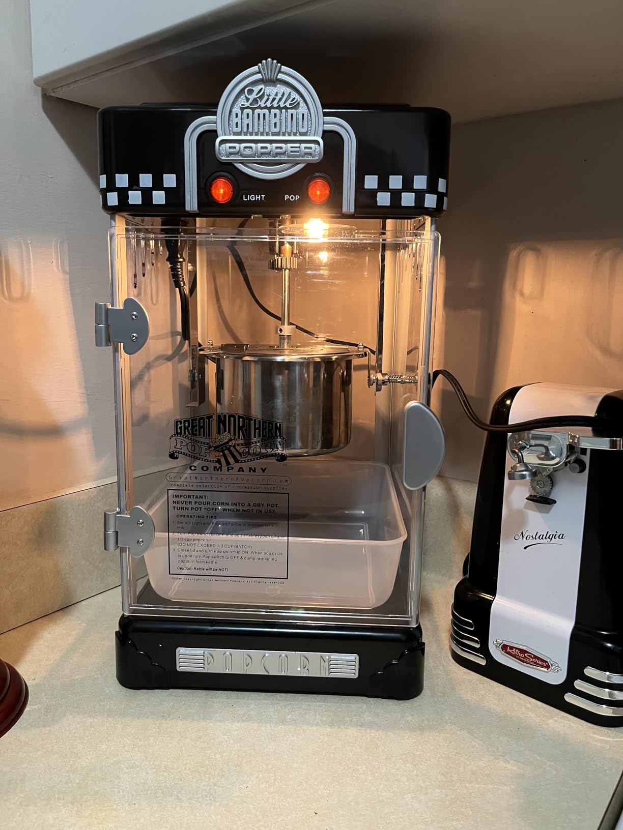 Great Northern Popcorn Company 83-DT5621 Northern Company Red GNP Little Bambino 2-1/2 Ounce Retro Style Popcorn Popper Machine, 2.5 Ounce customer photo 2