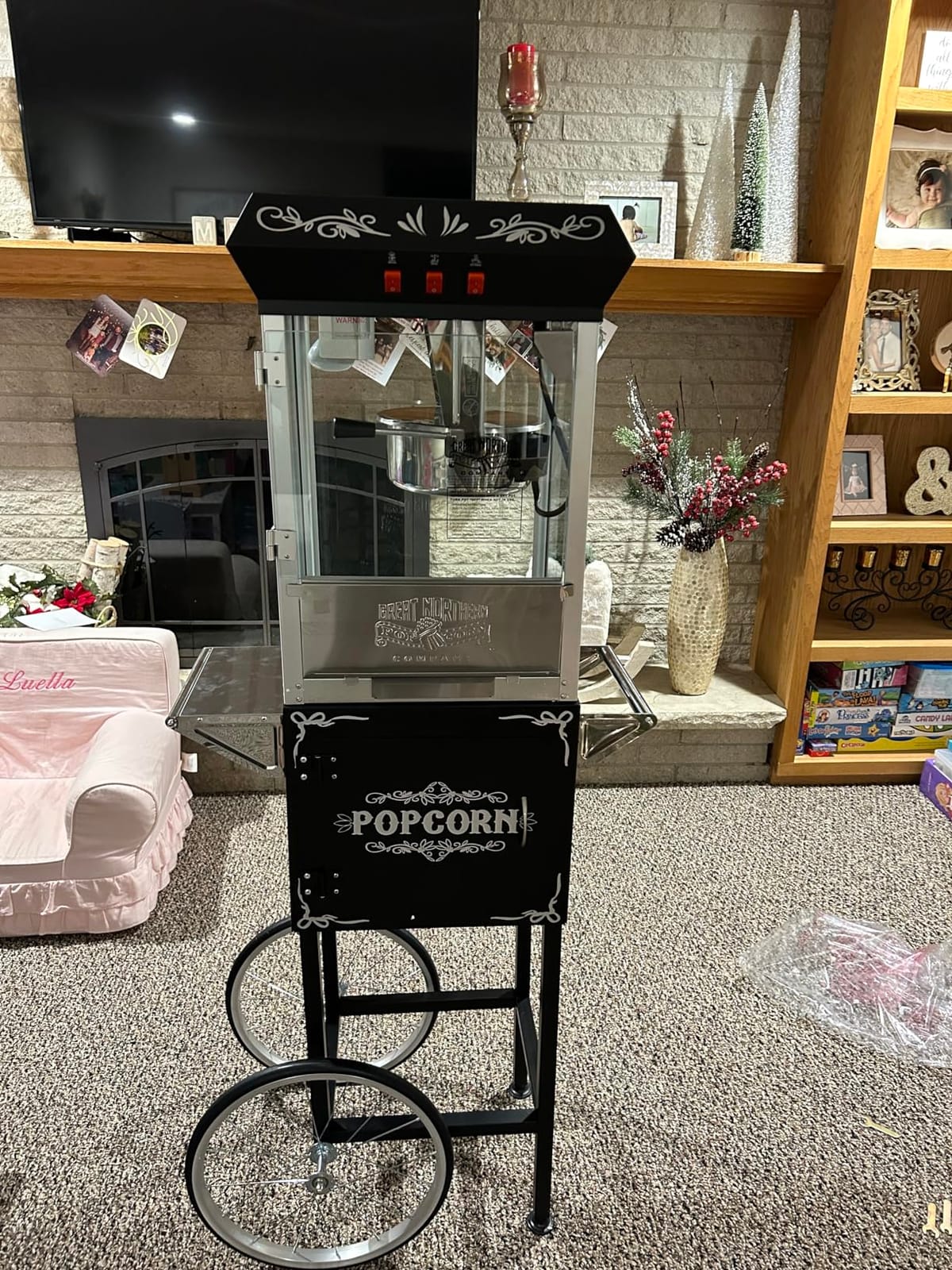 Great Northern Popcorn Foundation Popcorn Maker Machine with Cart - 8oz Stainless Steel Kettle Makes up to 48 Cups - Movie Theater Style Vintage Popcorn Machine Cart on Wheels (Black) customer photo 2