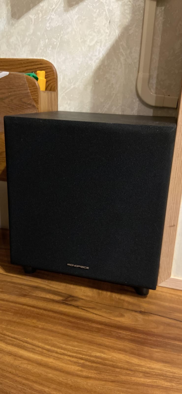 Monoprice 60-Watt Powered Subwoofer - 8 Inch With Auto-On Function, For Studio And Home Theater customer photo 2