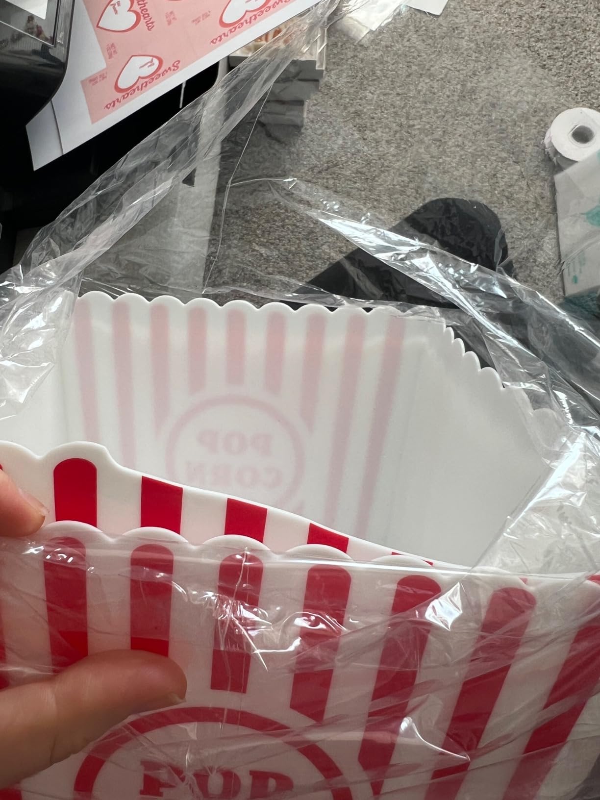 Novelty Place Plastic Red & White Striped Classic Popcorn Containers for Movie Night - 9.25