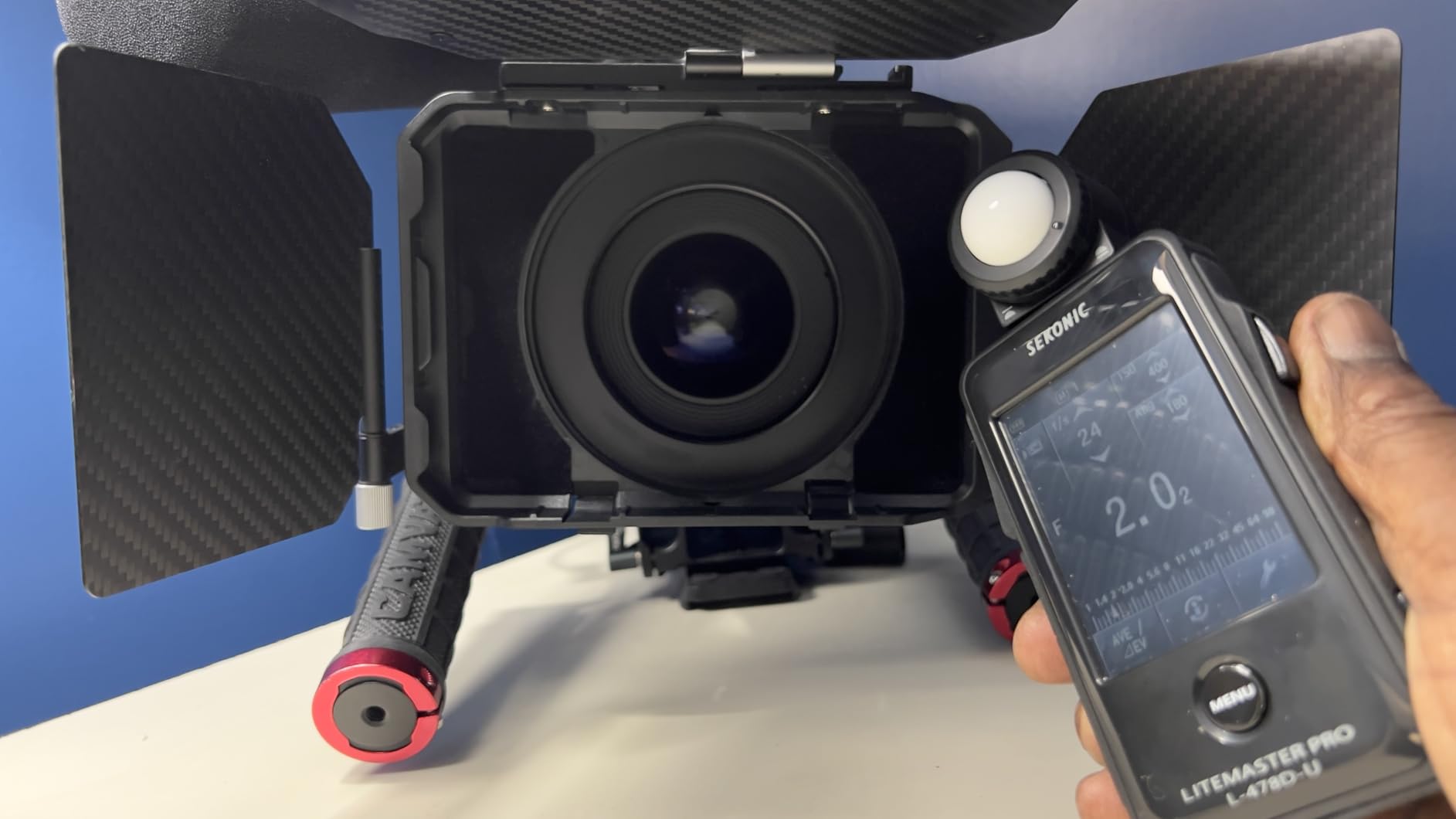Sekonic LiteMaster Pro L-478D-U Light Meter, Touchscreen Incident & Reflected Meter with Flash Analyzing, Cine Frame Rate & Shutter Angle Control, Illuminance & Luminance Measurement customer photo 1