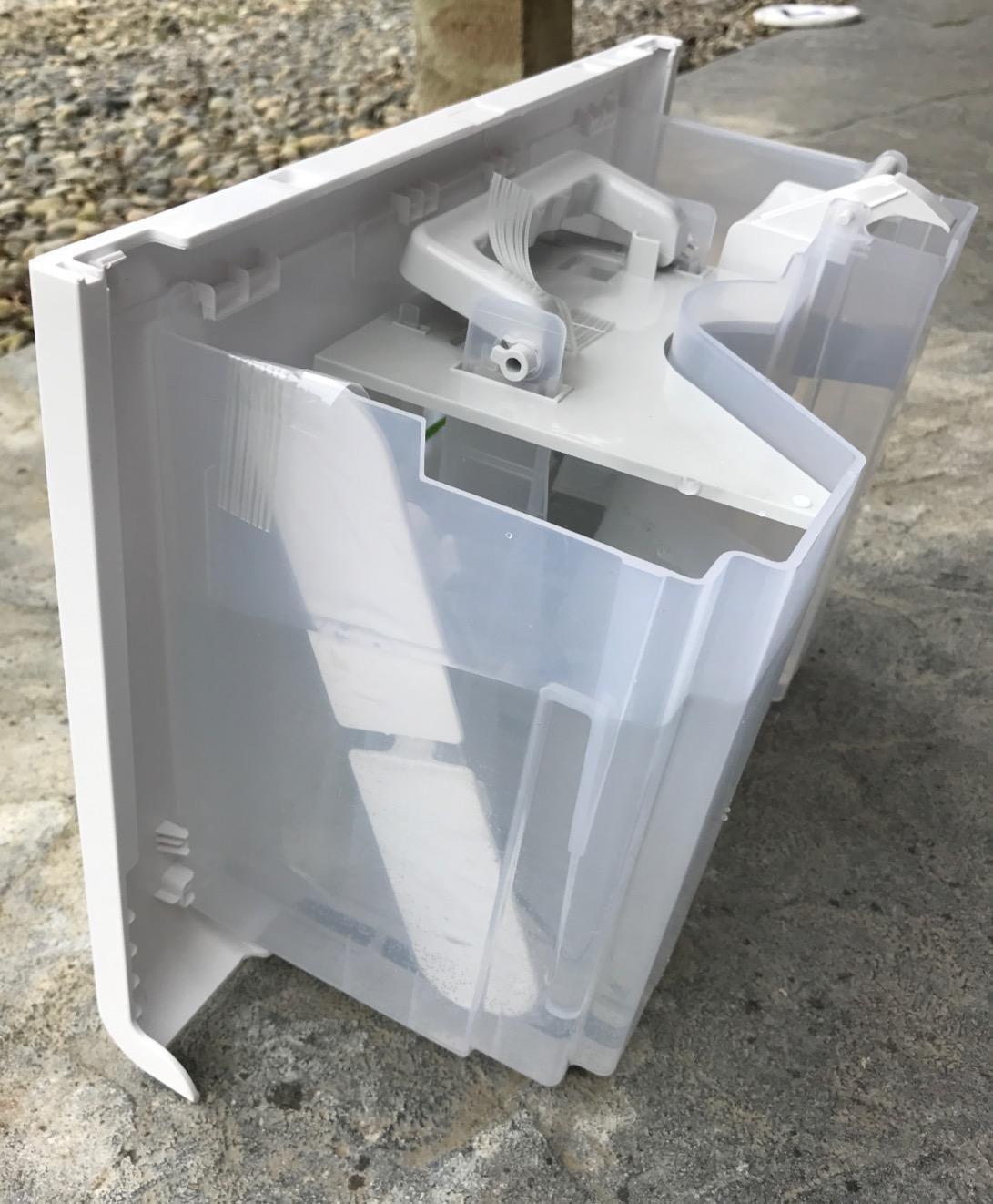 hOmeLabs Dehumidifier 4,500 Sq Ft 32 Pint (MAX 80 Pint at 95°F, 90% RH) customer photo 1