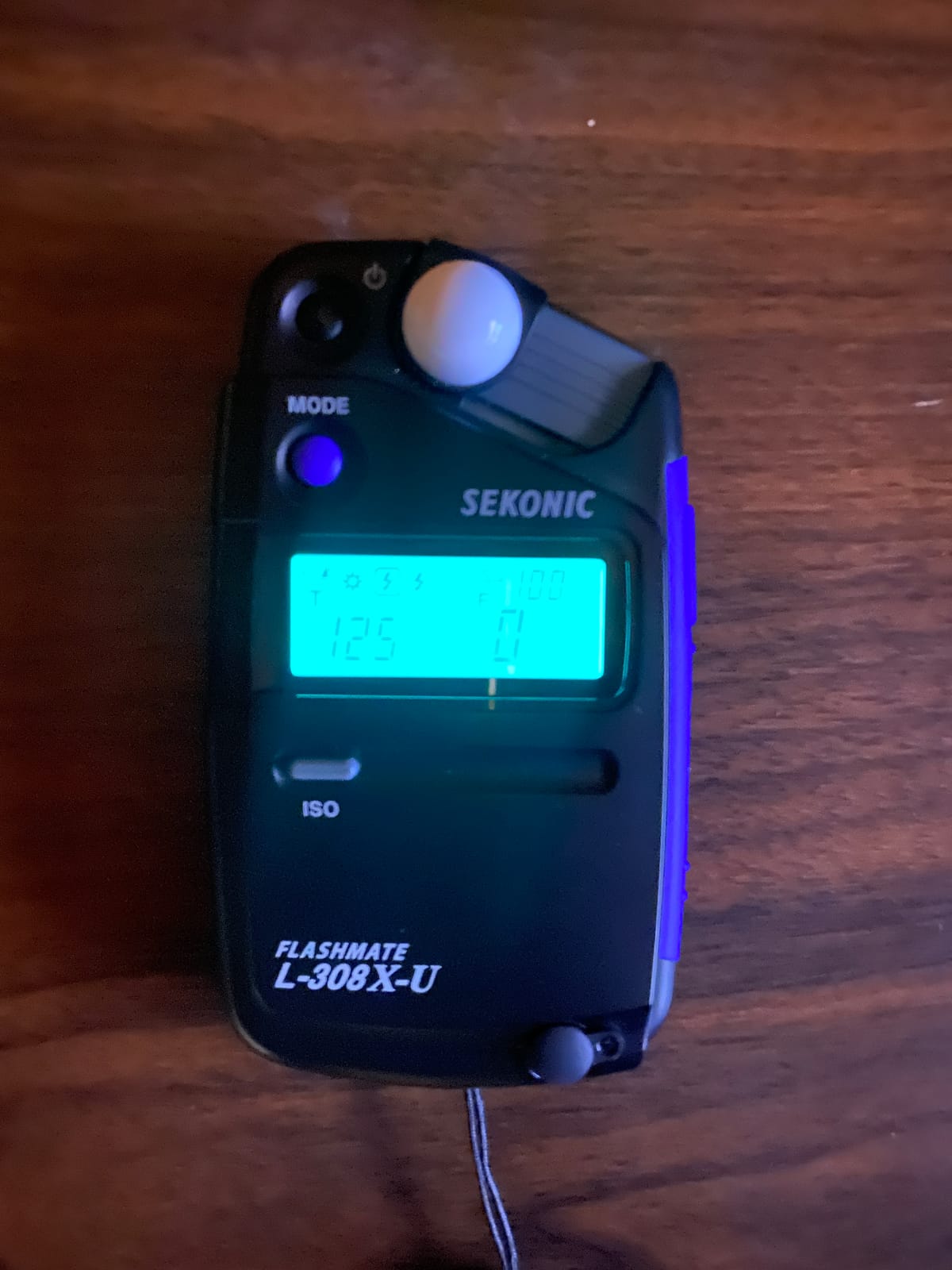 Sekonic L-308X-U Flashmate Light Meter, Compact Digital Incident & Reflected Exposure Meter with Photo, Cine & HD Cine Modes, LCD Auto Backlight, Illuminance Measurement, Pocket-Sized Design customer photo 1