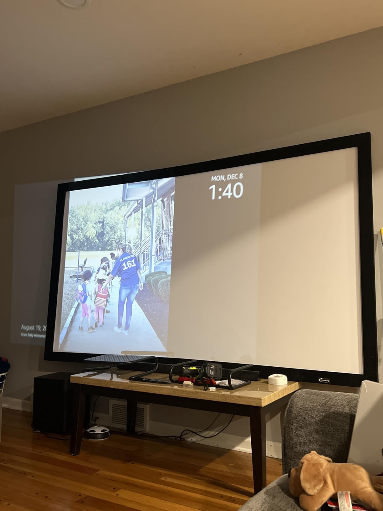 ShowMaven 100in Fixed Frame Projector Screen, Diagonal 16:9, Active 3D 4K Ultra HD Projector Screen for Home Theater or Office (16:9, 100