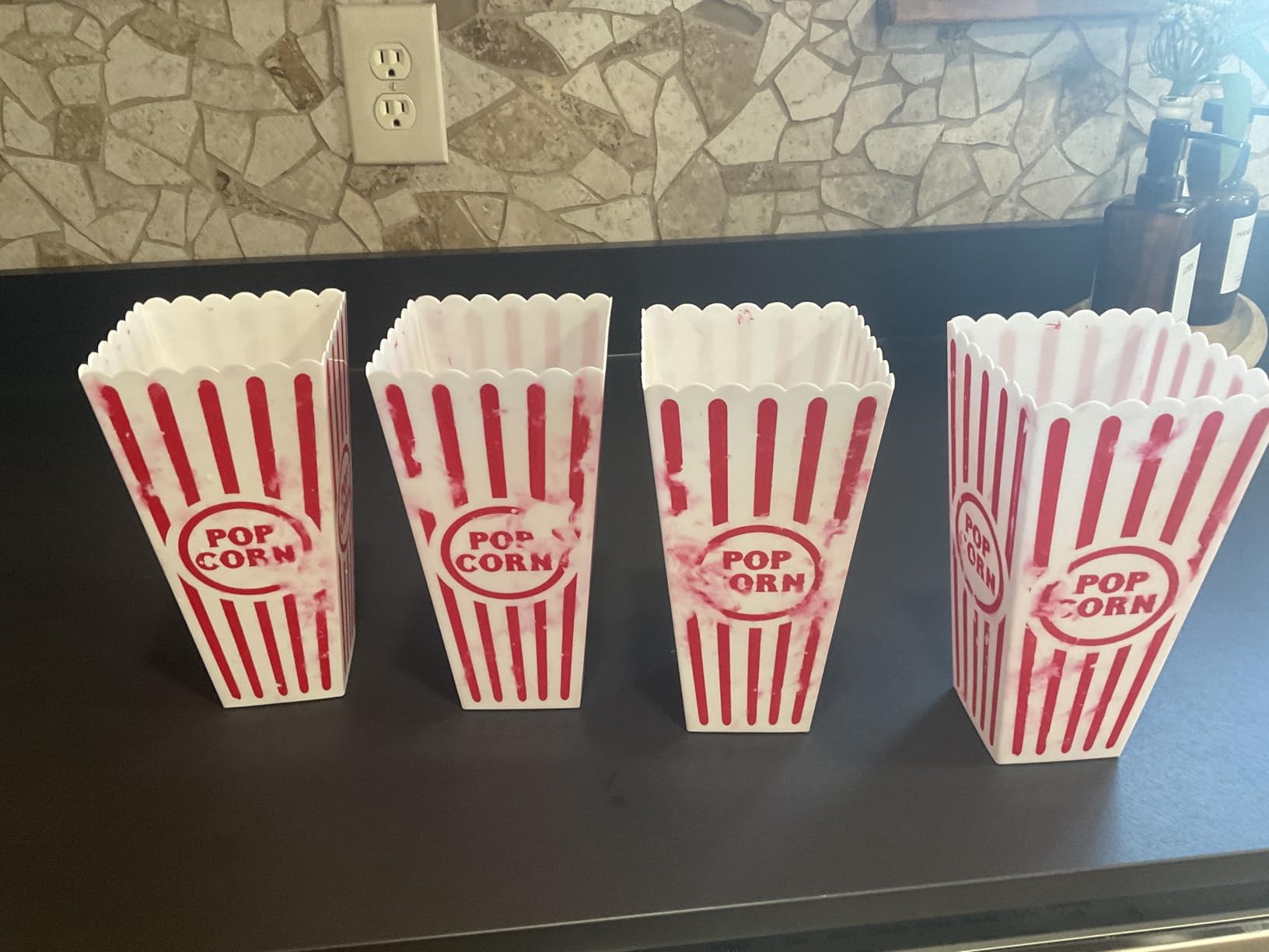 Tebery 20 Pack Plastic Popcorn Boxes Open-Top, Reusable Popcorn Bucket Container for Movie Night, Classic Red White Striped Party Snack Bowls for Party Favors, Birthday, Carnival, 7.5