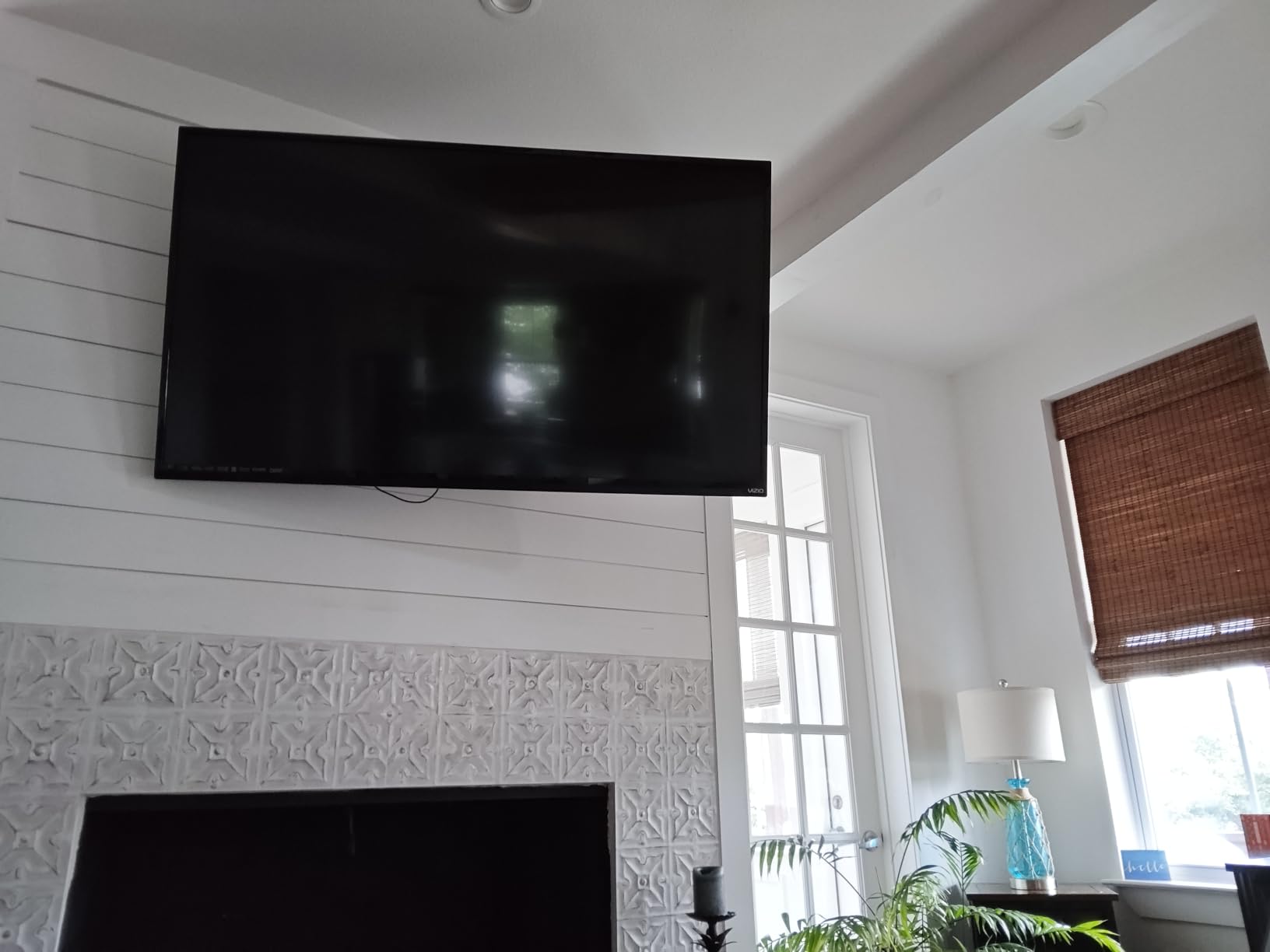 Full Motion TV Wall Mount for Most 37