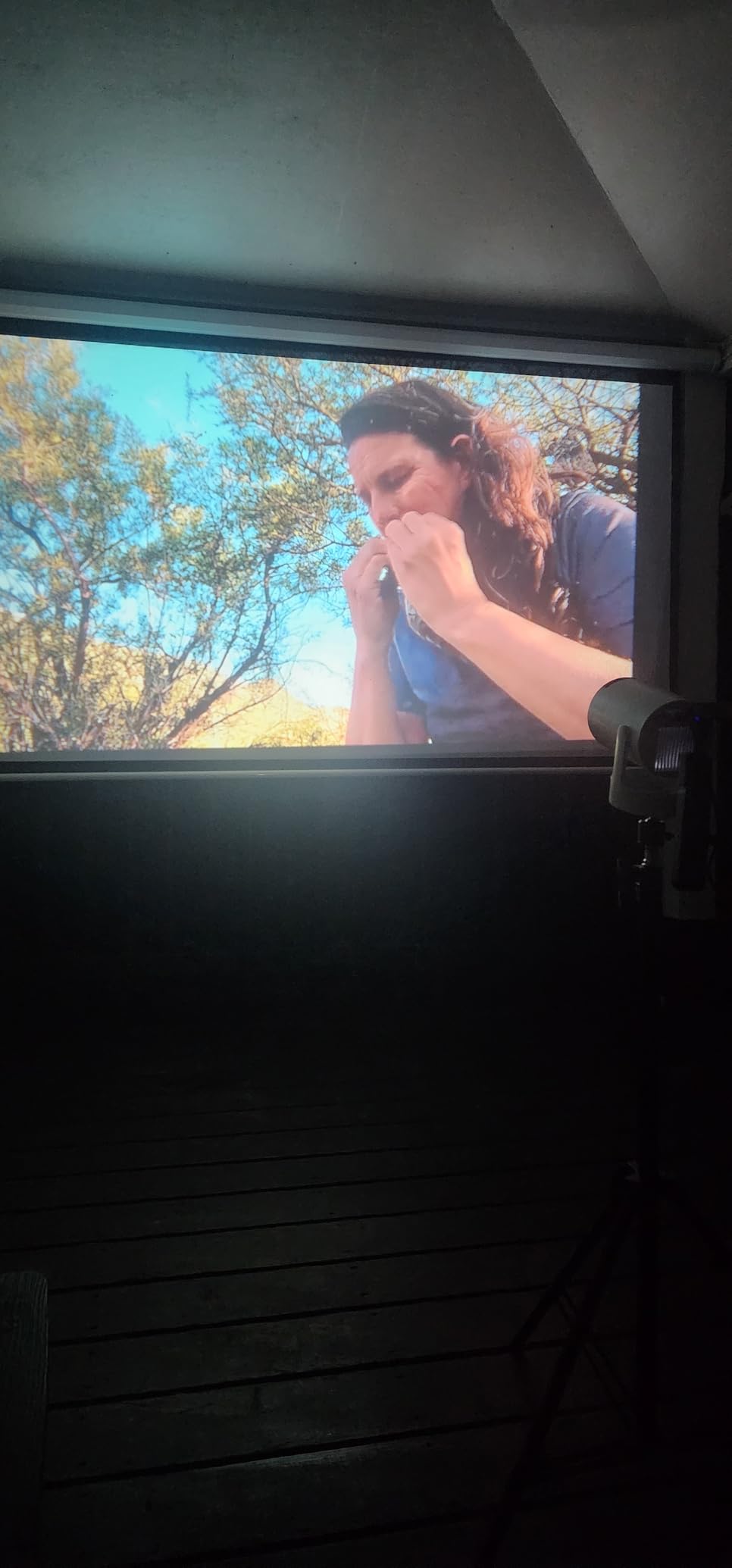 Motorized Projector Screen with Remote Control, No Wrinkles, Without Dents, HD Screen, for Home Theater Office Classroom TV Usage (92inch 16:9) customer photo 2
