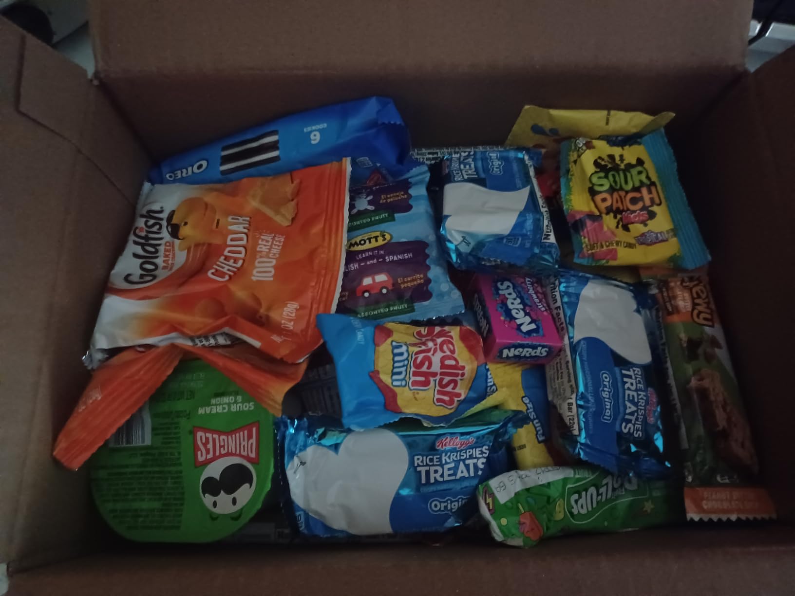 The Snack Bar - Snack Care Package (40 count) - Variety Assortment with American Candy, Fruit Snacks, Gift Snack Box for Lunches, Office, College Students, Road Trips, Holiday Gifts customer photo 2