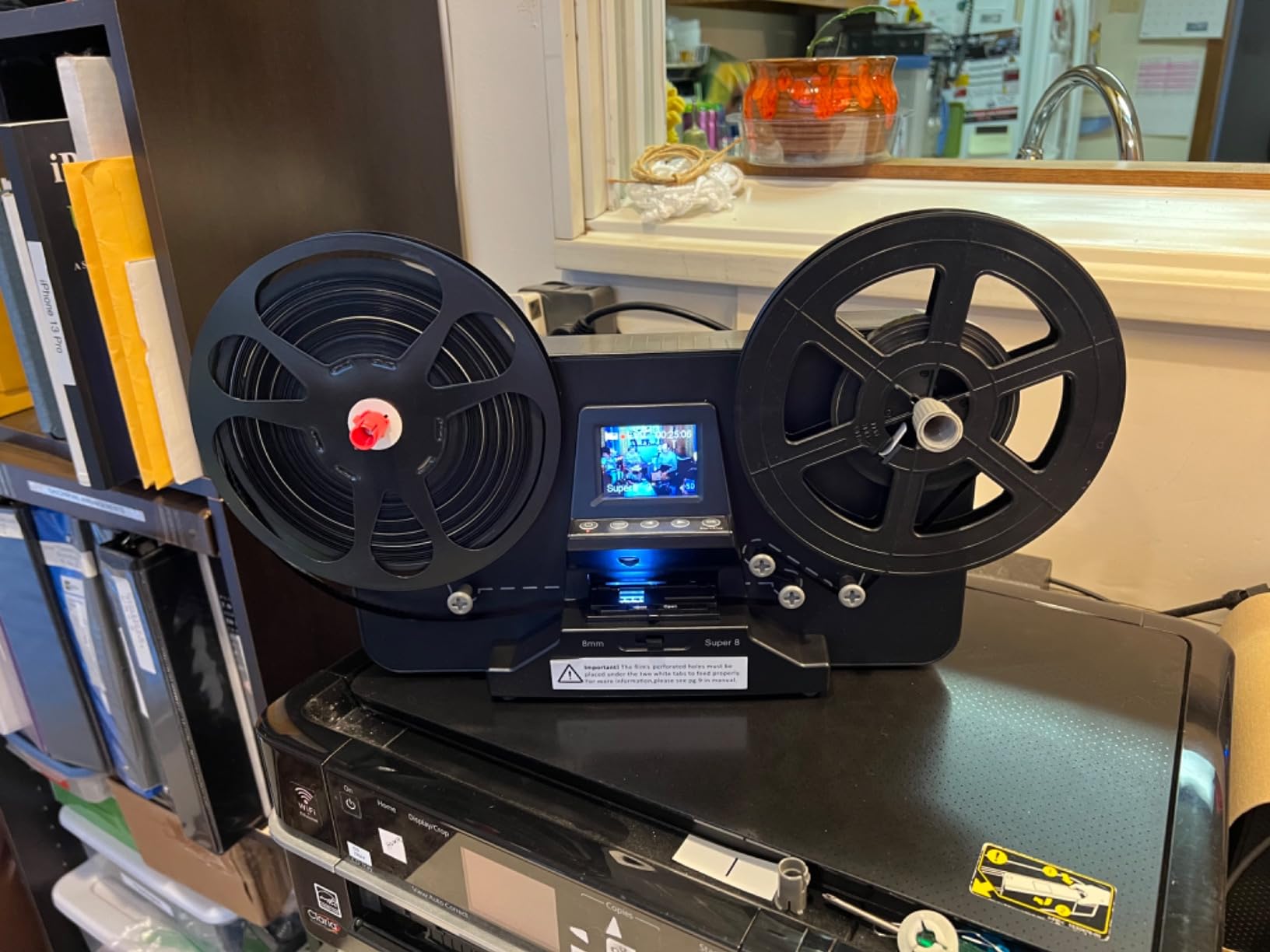 Magnasonic Super 8/8mm Film Scanner, Converts Film into Digital Video (FS81) customer photo 1