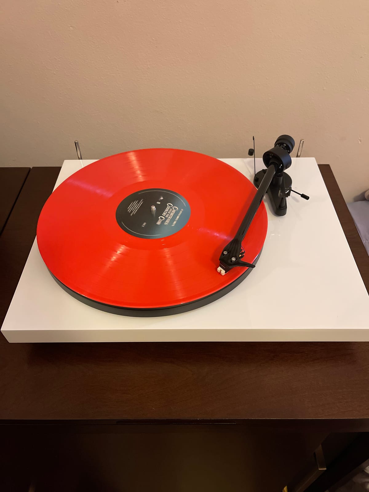 Pro-Ject Debut Carbon EVO Wired Turntable with Sumiko Rainier Cartridge (Black) customer photo 2