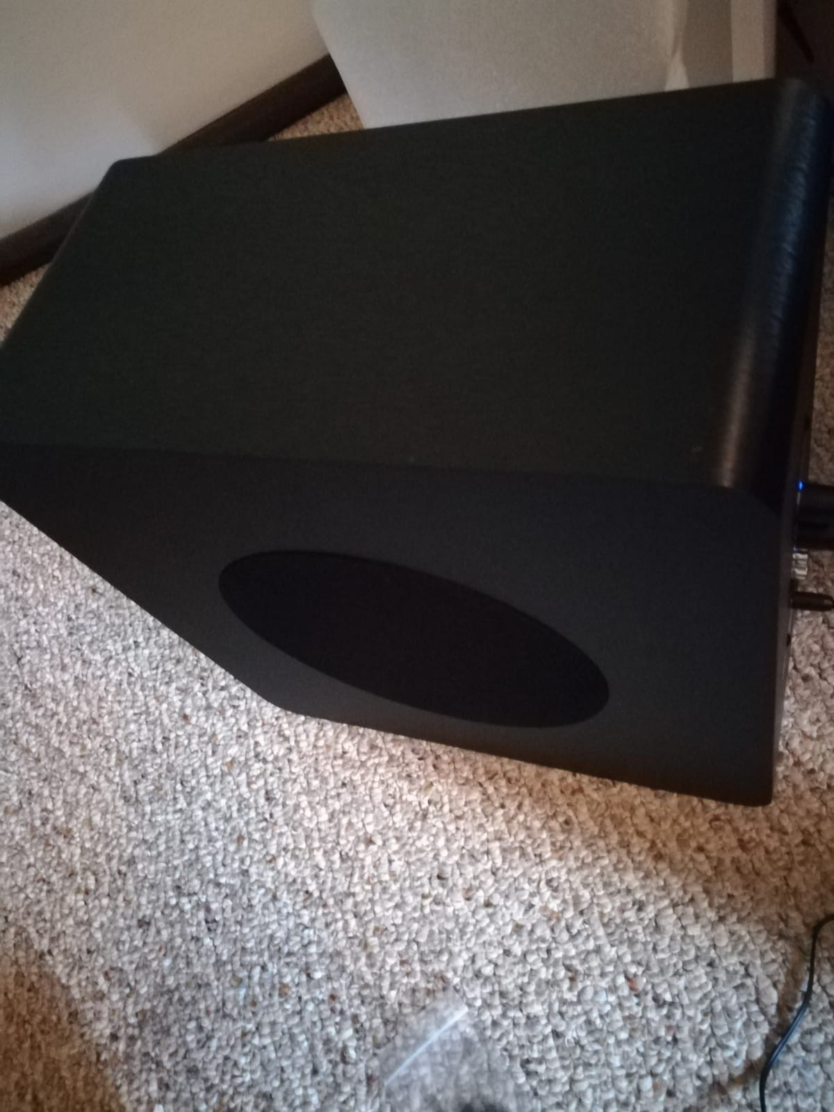 BESTISAN Powered Subwoofer, 6.5'' Side Firing Home Audio Sub, Deep Bass Response, Easy Setup customer photo 2