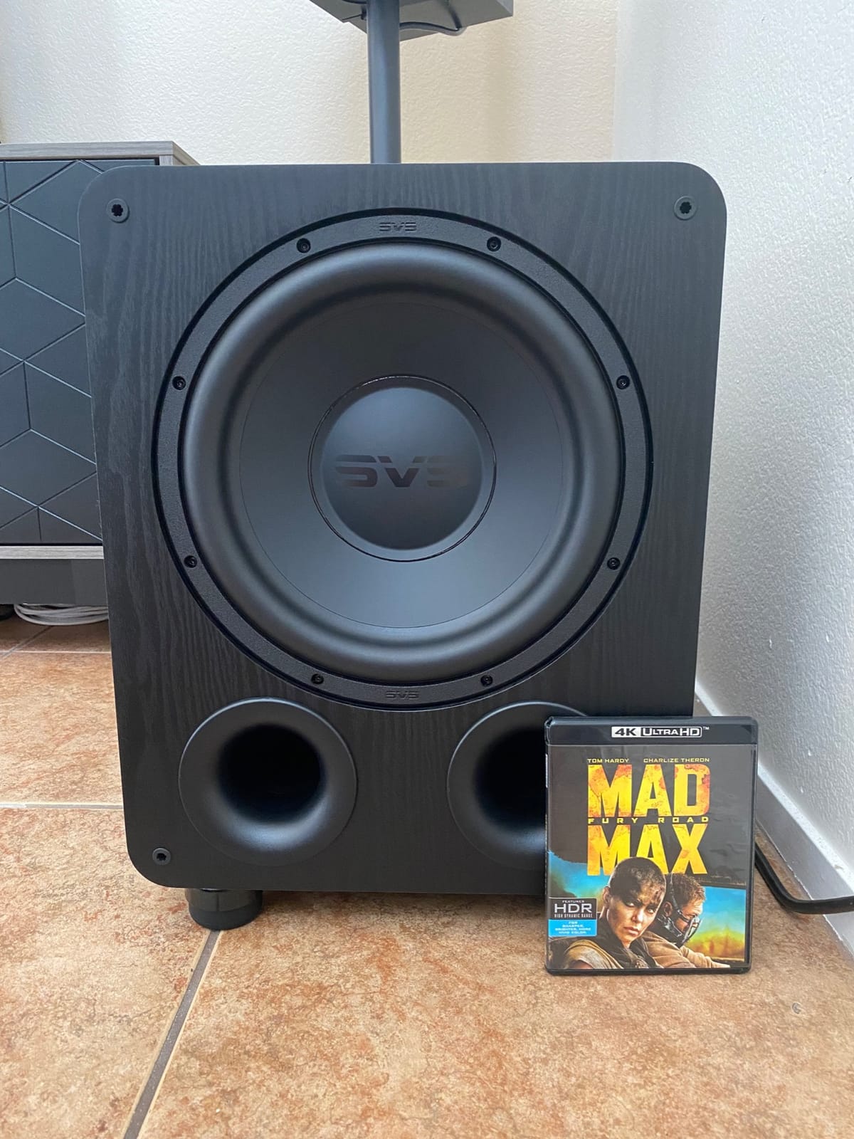 PB-1000 Pro Subwoofer (Black Ash) | 12-in Driver, 325 Watt RMS, Ported Cabinet customer photo 2