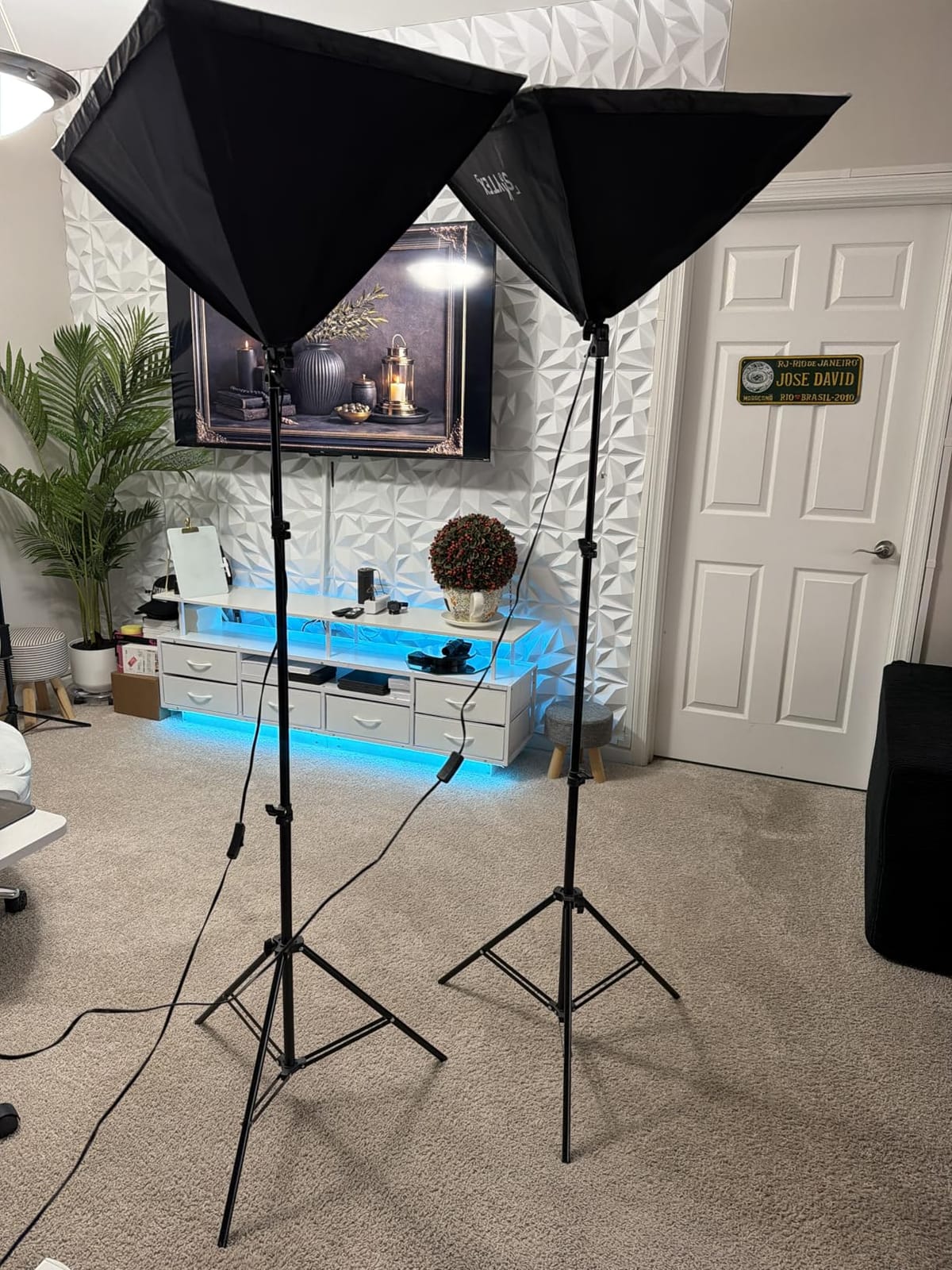 Softbox Lighting Kit 2Pack 20x28in Soft Box | 85W 2700-6400K E27 LED Bulb Continuous Photography Lighting, Photo Studio Lights Equipment for Camera Shooting, Video Recording customer photo 1