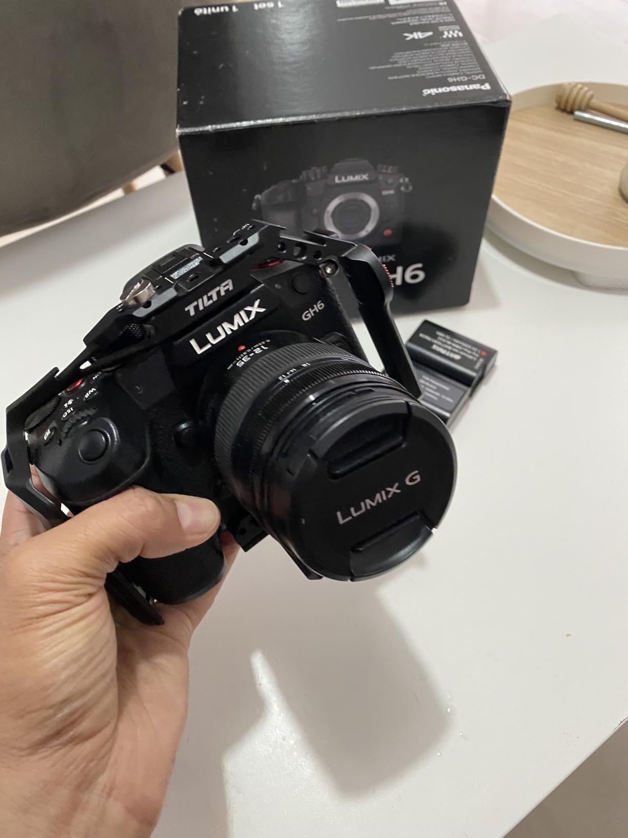 Panasonic LUMIX GH6, 25.2MP Mirrorless Micro Four Thirds Camera customer photo 2