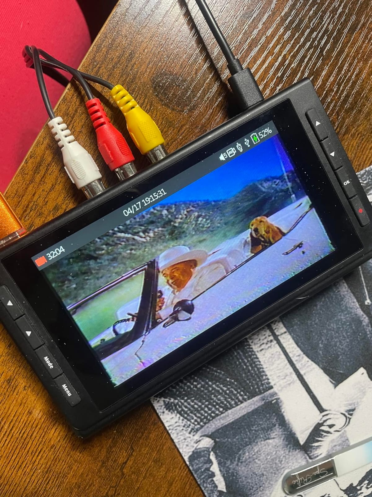 ClearClick Video to Digital Converter 3.0 (Third Generation) - Record Video & Audio from VCR's, VHS, AV, RCA, Hi8, Camcorder, DVD, Turntables, Cassette Tapes customer photo 1