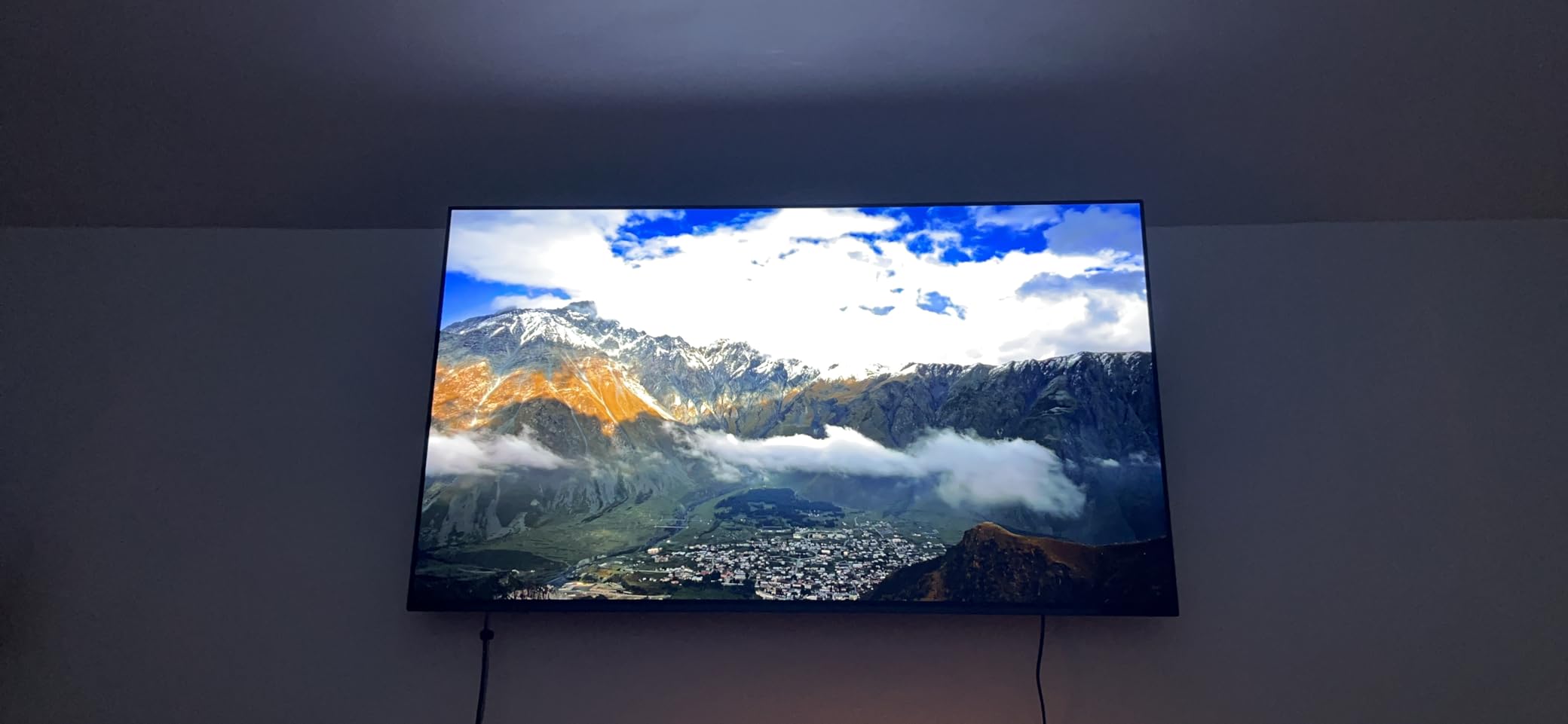 Sony OLED 83 inch BRAVIA XR A80L Series 4K Ultra HD TV: Smart Google TV with Dolby Vision HDR and Exclusive Gaming Features for The PlayStation® 5 XR83A80L- 2023 Model,Black customer photo 1