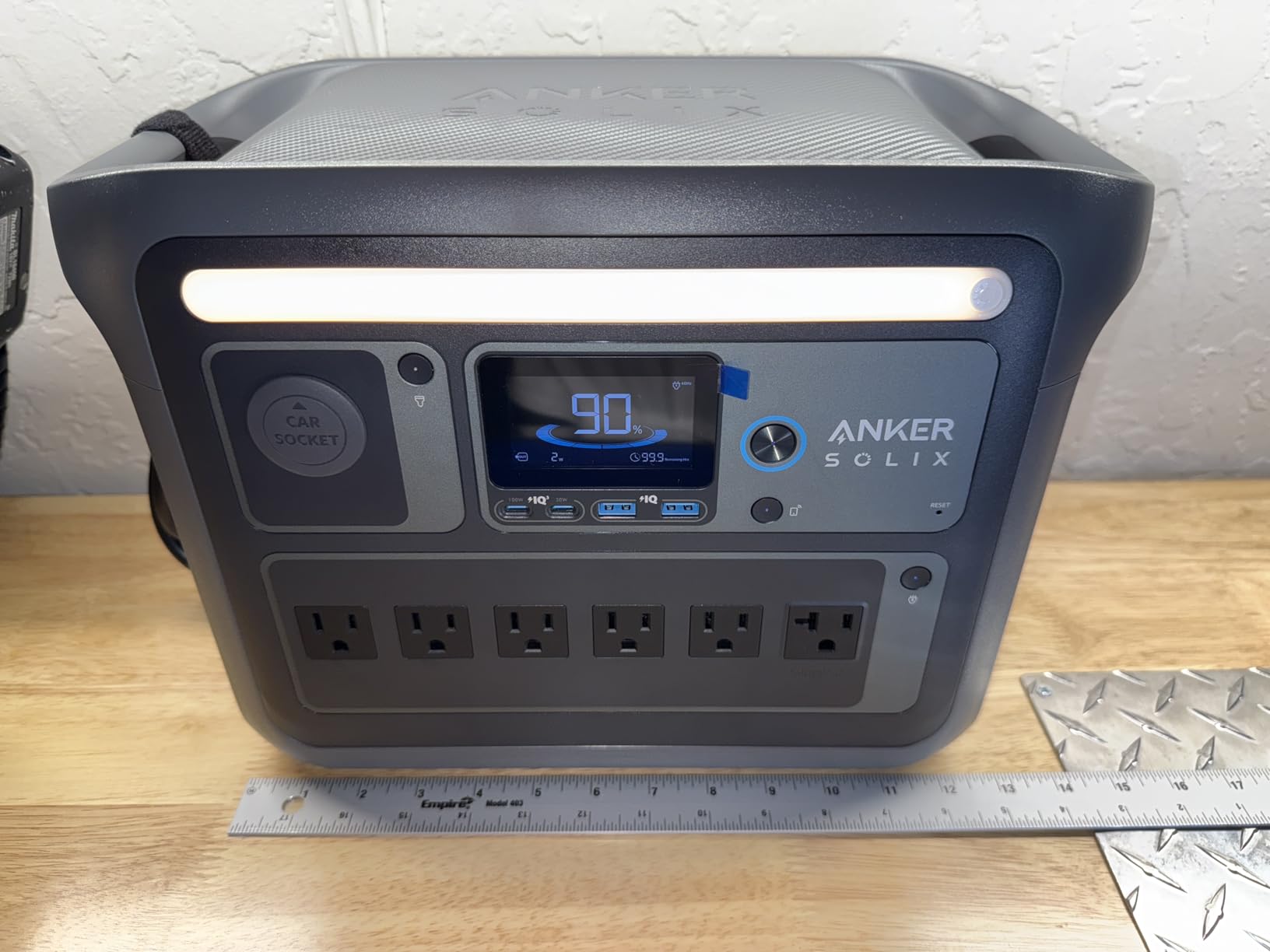 Anker SOLIX C1000 Portable Power Station, 1800W (Peak 2400W) Solar Generator, Full Charge in 58 Min, 1056wh LiFePO4 Battery for Home Backup, Power Outages, and Outdoor Camping (Optional Solar Panel) customer photo 1