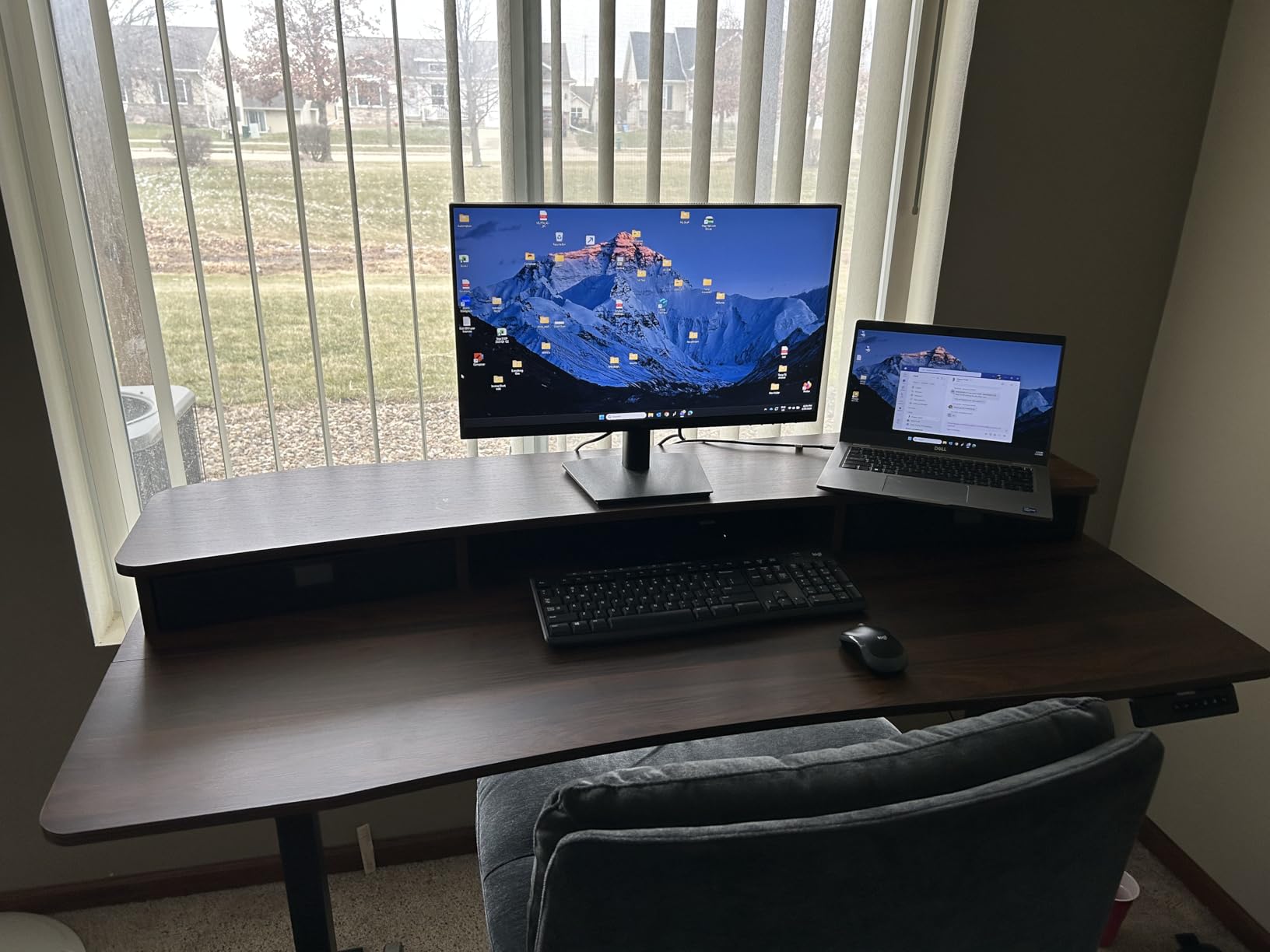 HUANUO 48″ x 24″ Electric Standing Desk with 2 Drawers, C-Clamp Mount Compatible, Height Adjustable Computer Desk, Home Office Stand Up Desk with 4 Preset Heights & 2 Hooks, Black customer photo 2