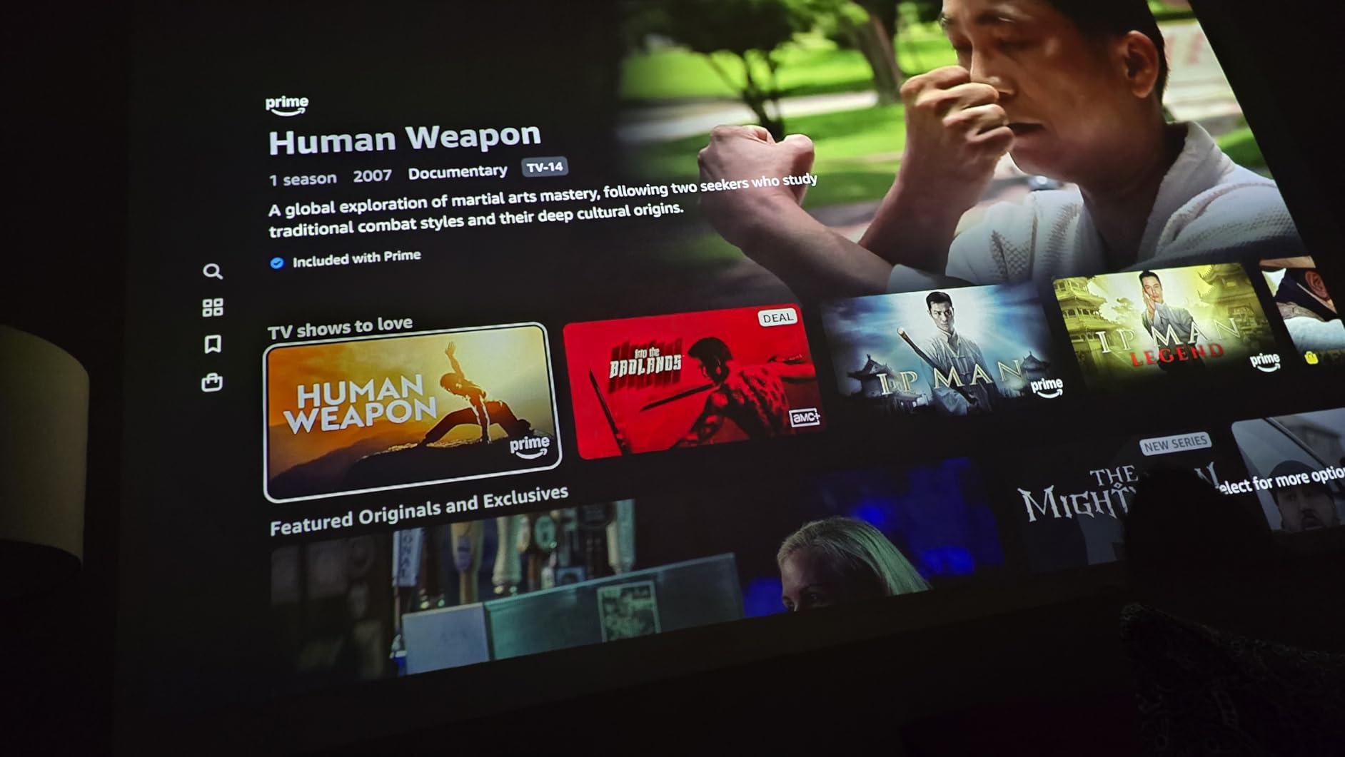 XGIMI Halo+ GTV NEW Portable Projector, Google TV with Licensed Netflix, 700 ISO Lumens, 2 x 5W Harman Kardon Speakers, Auto Focus, ISA, Wi-Fi, Built-in Battery with 2.5 Hours Playtime customer photo 1