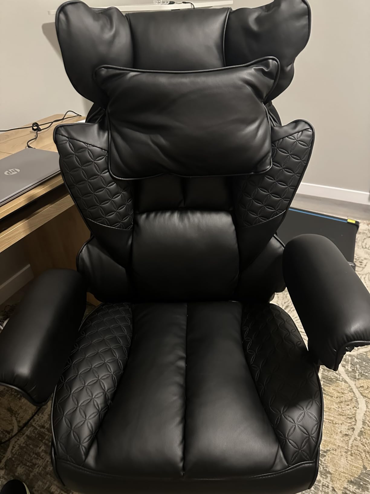 GTPLAYER Big and Tall Gaming Chair 400lbs Heavy Duty Office Chair with Foot Rest & Ergonomic Pocket Spring Lumbar Support, High Back 3D Saddle Shaped Cushion for Back Pain Relief, Matte-Black customer photo 1