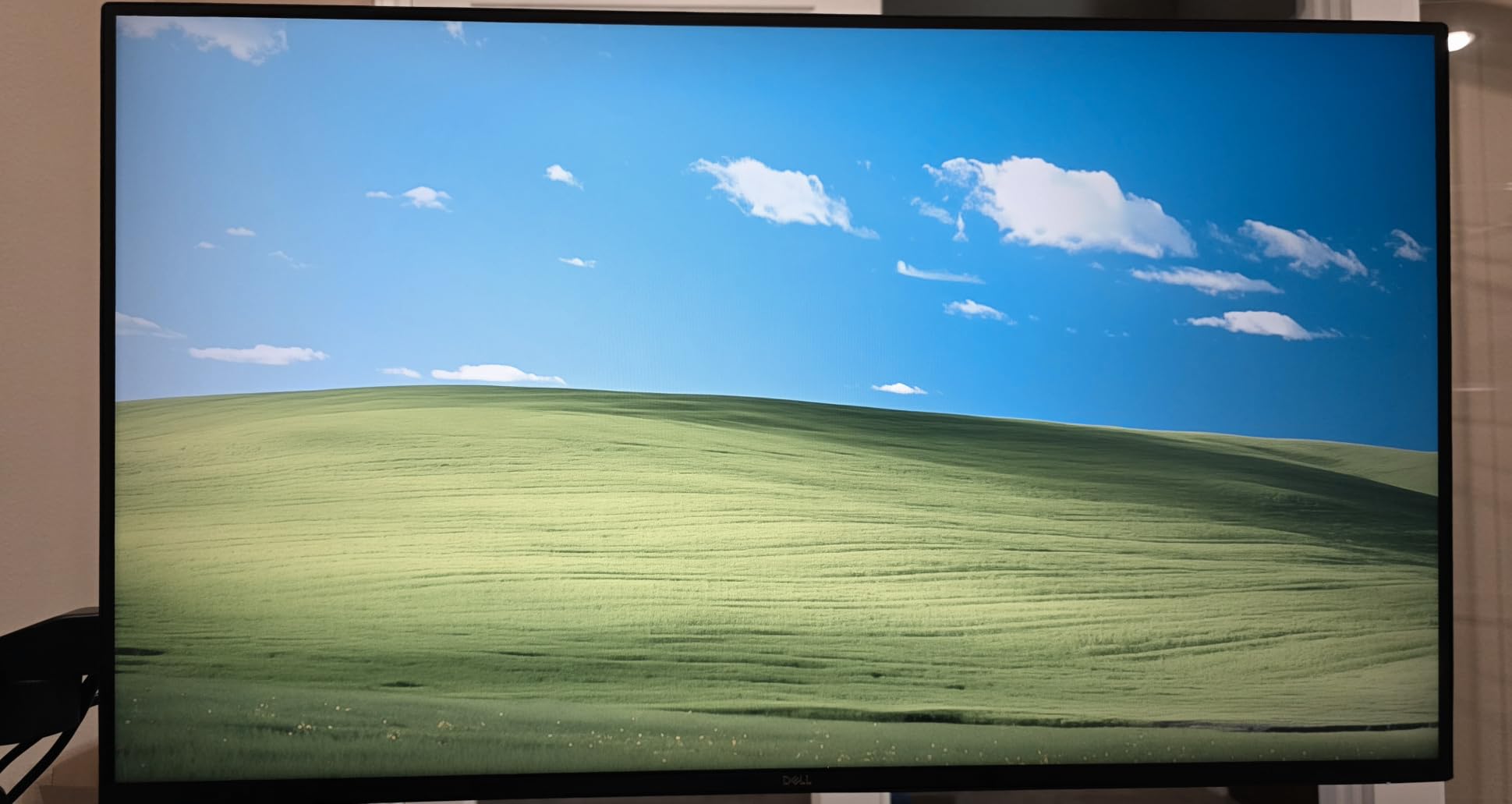Dell 32 Monitor S3225QS, 4K UHD VA, 120Hz, FreeSync Premium, Eye Comfort, 3840x2160, 31.5in, 3000:1 Contrast, 300 cd/m2 Brightness, 4ms, 99% sRGB, Anti-Glare, HDMI, DisplayPort customer photo 1