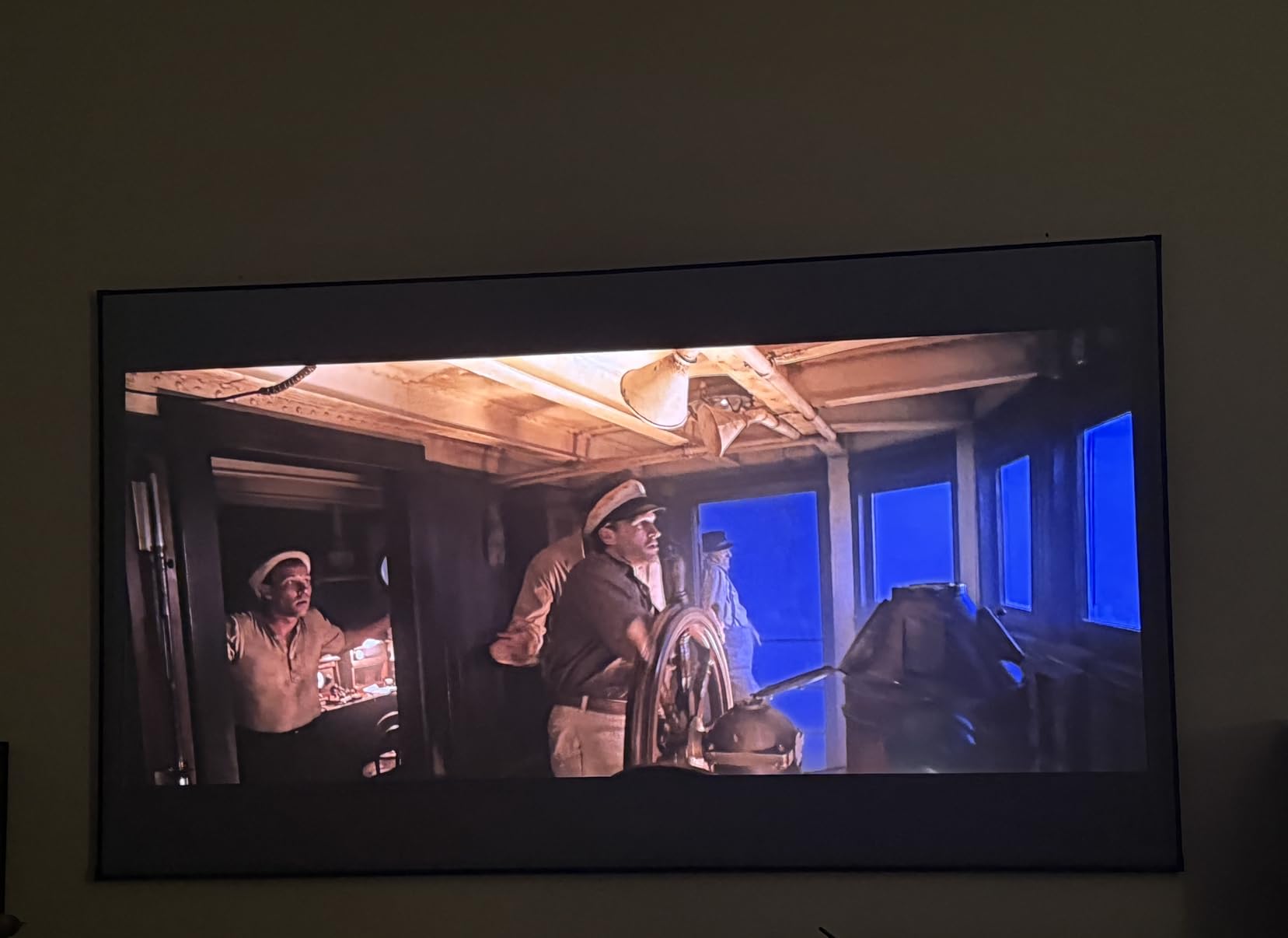 NothingProjector ALR Screen for Ultra Short Throw Projector, 85% Ambient Ceiling Light Rejecting, 100 inch, 4K/8K UHD, Active 3D, Fixed Frame 16:9, Wall Mount Anti Daylight UST, Classic Series NothPJ customer photo 2