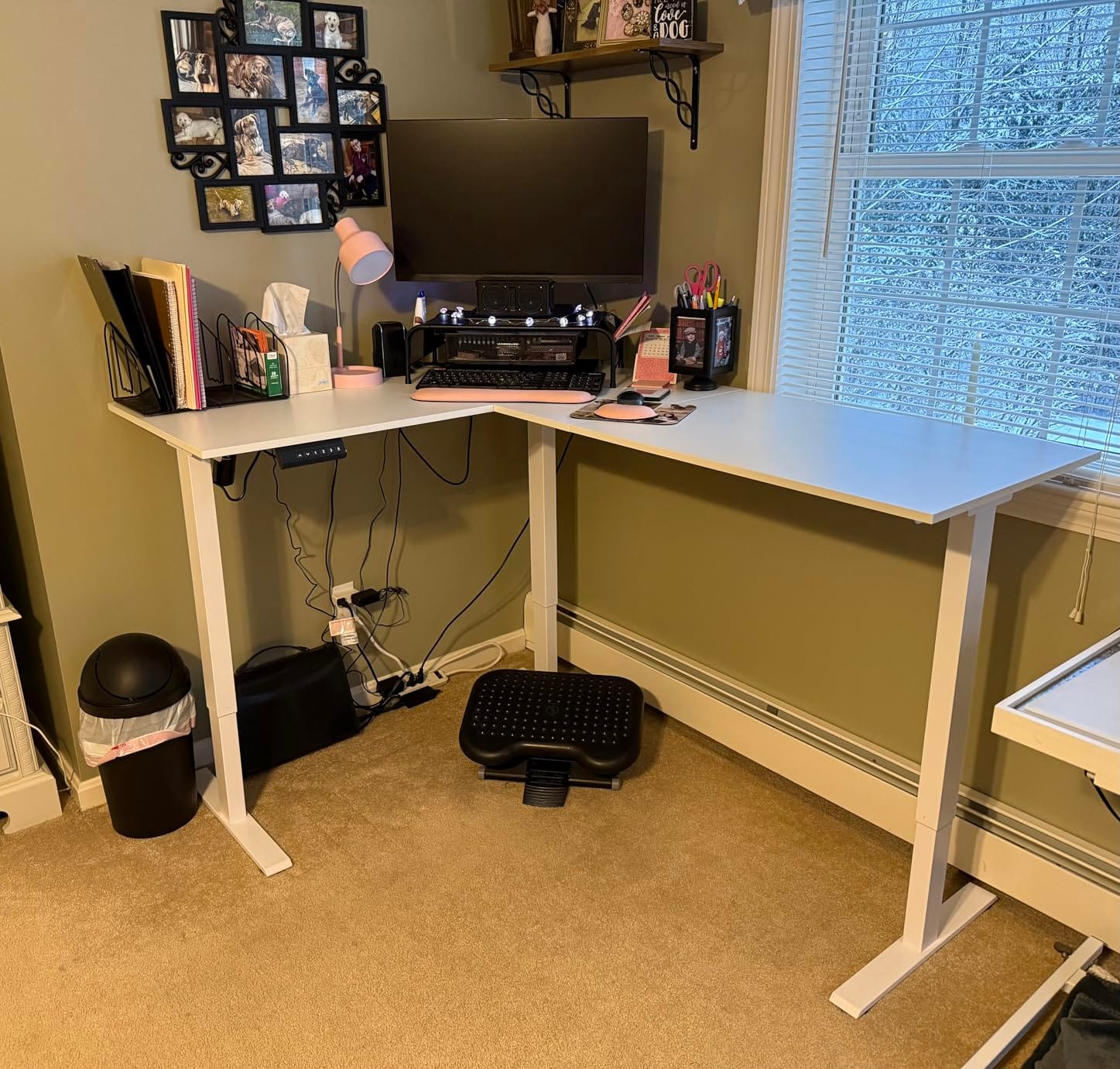 Casaottima 63 Inch L Shaped Electric Standing Desk, Home Office, White customer photo 1