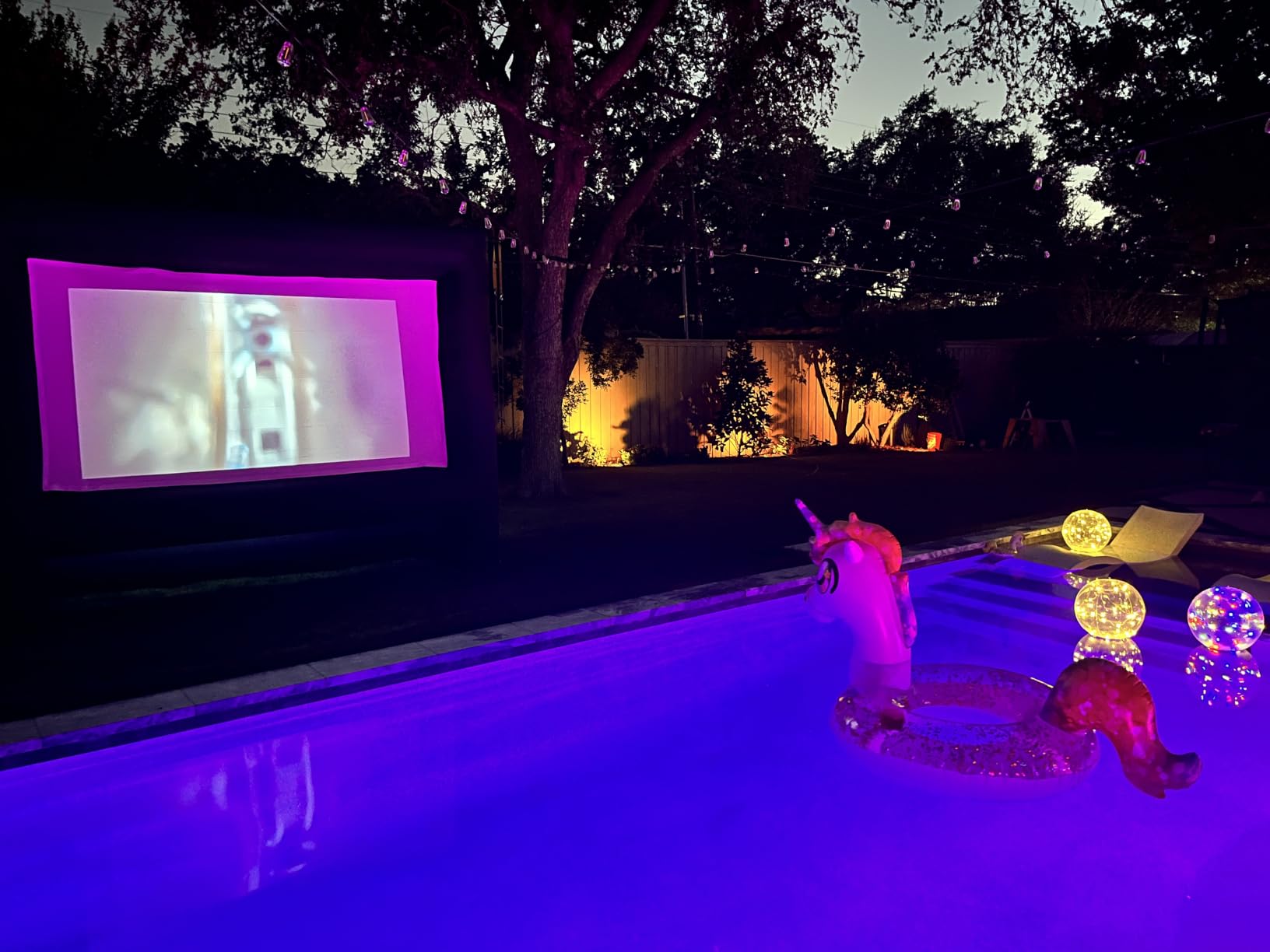 XHYCPY 20ft Inflatable Projector Screen for Outside Inflatable Movie Screen Outdoor with Air Blower Storage Bag, Easy Set Up Blow Up Screen for Backyard Movie Night, Theme Parties, Celebrations customer photo 2