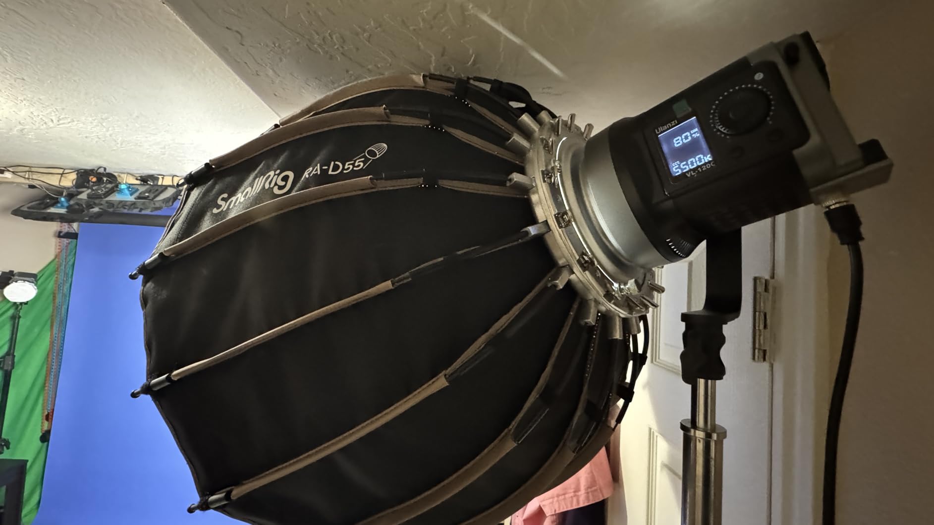 ULANZI 120W RGB Video Light COB LED Photography Lighting with Adapter & APP | 2700K-6500K 27000lux/m CRI95+ 20 Scenes Bowens Mount customer photo 1