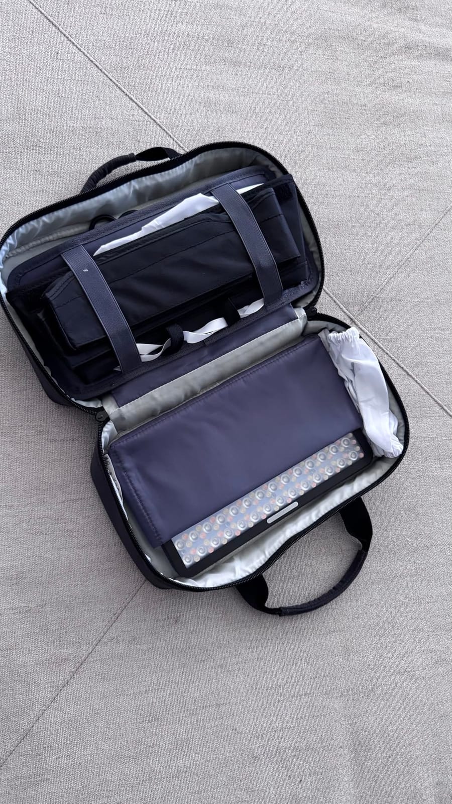 Amaran Pano 60c Kit 60W RGBWW LED Video Panel Light with Softboxes and Bag | CCT 2300K-10000K Studio Lighting, App Control, USB-C PD, for Video, Streaming, Photography, TikTok, Reels, Shorts, Film (Charcoal) customer photo 1