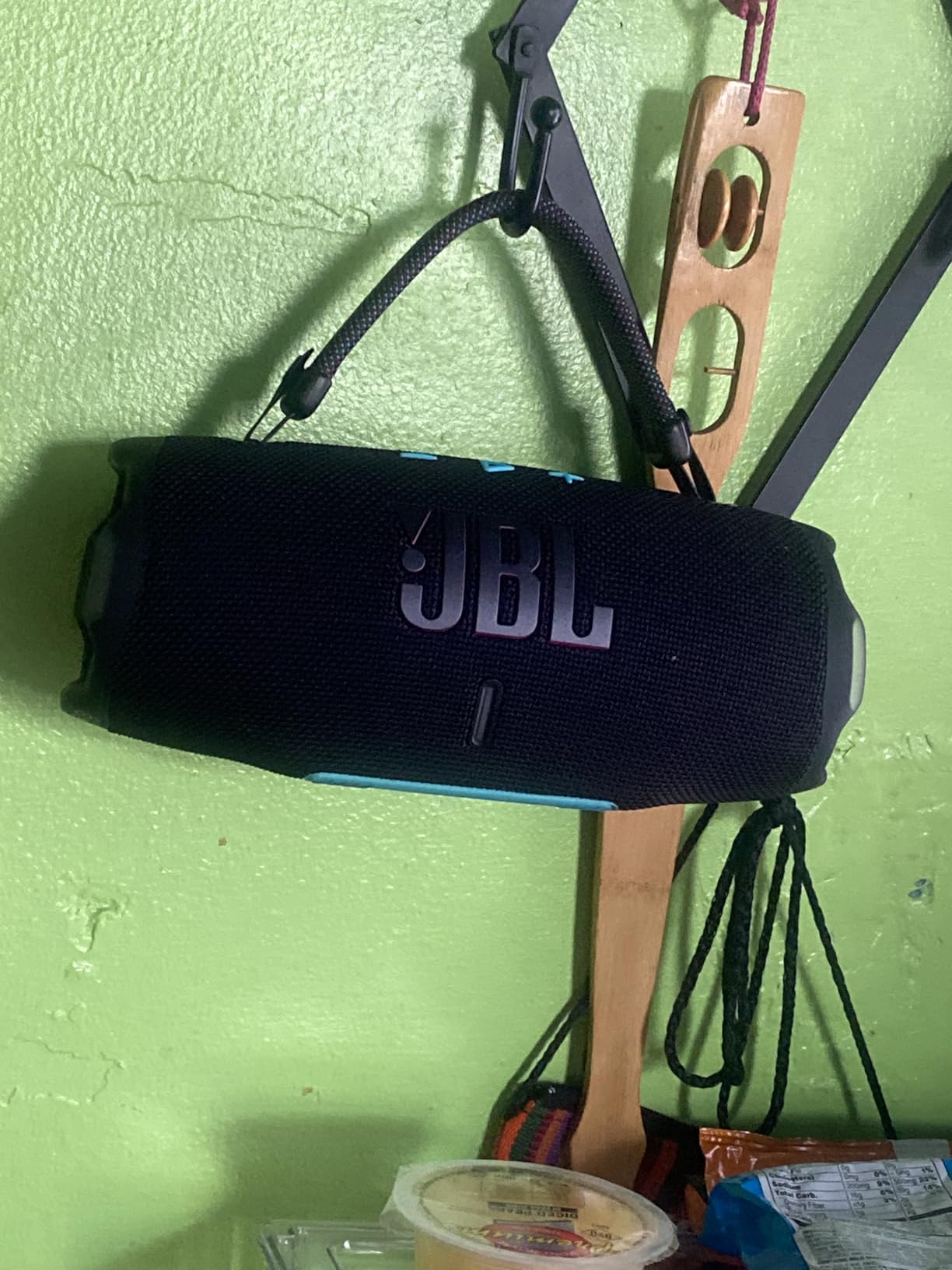 JBL Charge 6 Portable Bluetooth Speaker (Black) | IP68 Waterproof, DustProof, and DropProof, Outdoor Wireless Audio | 28Hrs Playtime + Travel Case Bundle customer photo 2