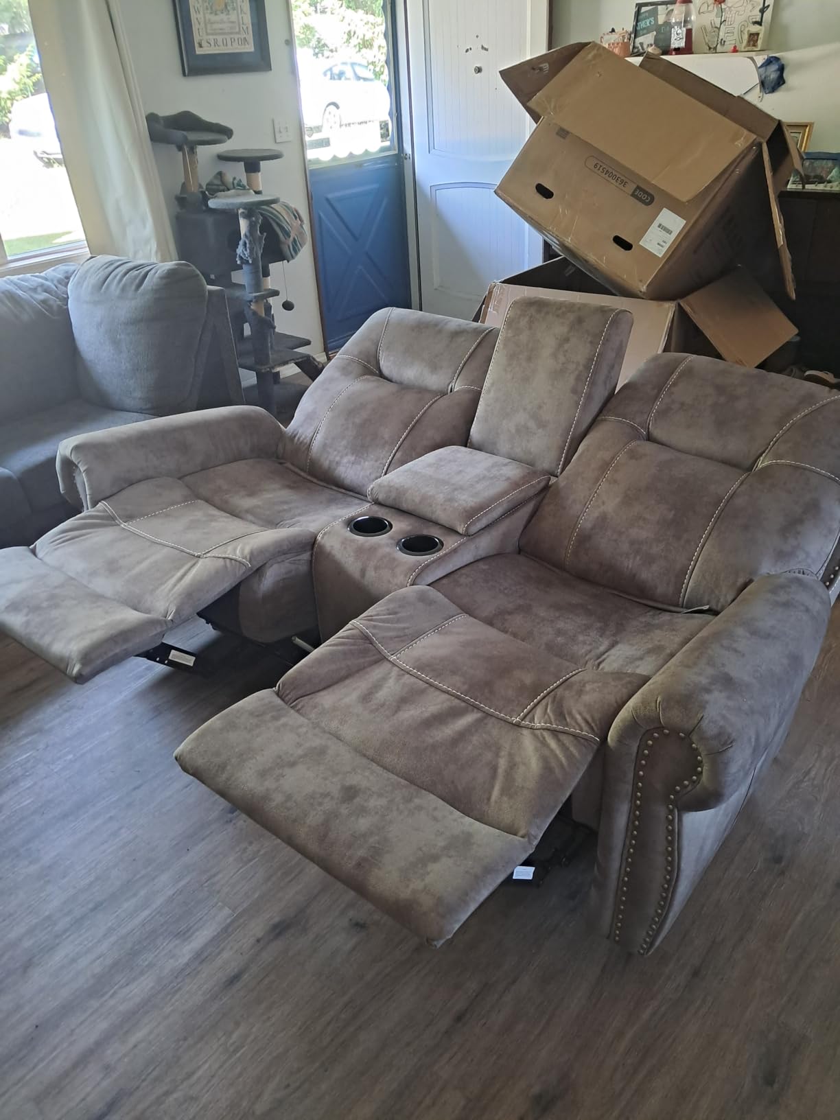 Manual Recliner Loveseat Sofa, 2 Seater Reclining Couch Chair with Center Console, Hidden Storage and Cup Holders, Vintage Rivet Mid-Century Design for Living Room, Meeting Room, Brown customer photo 2