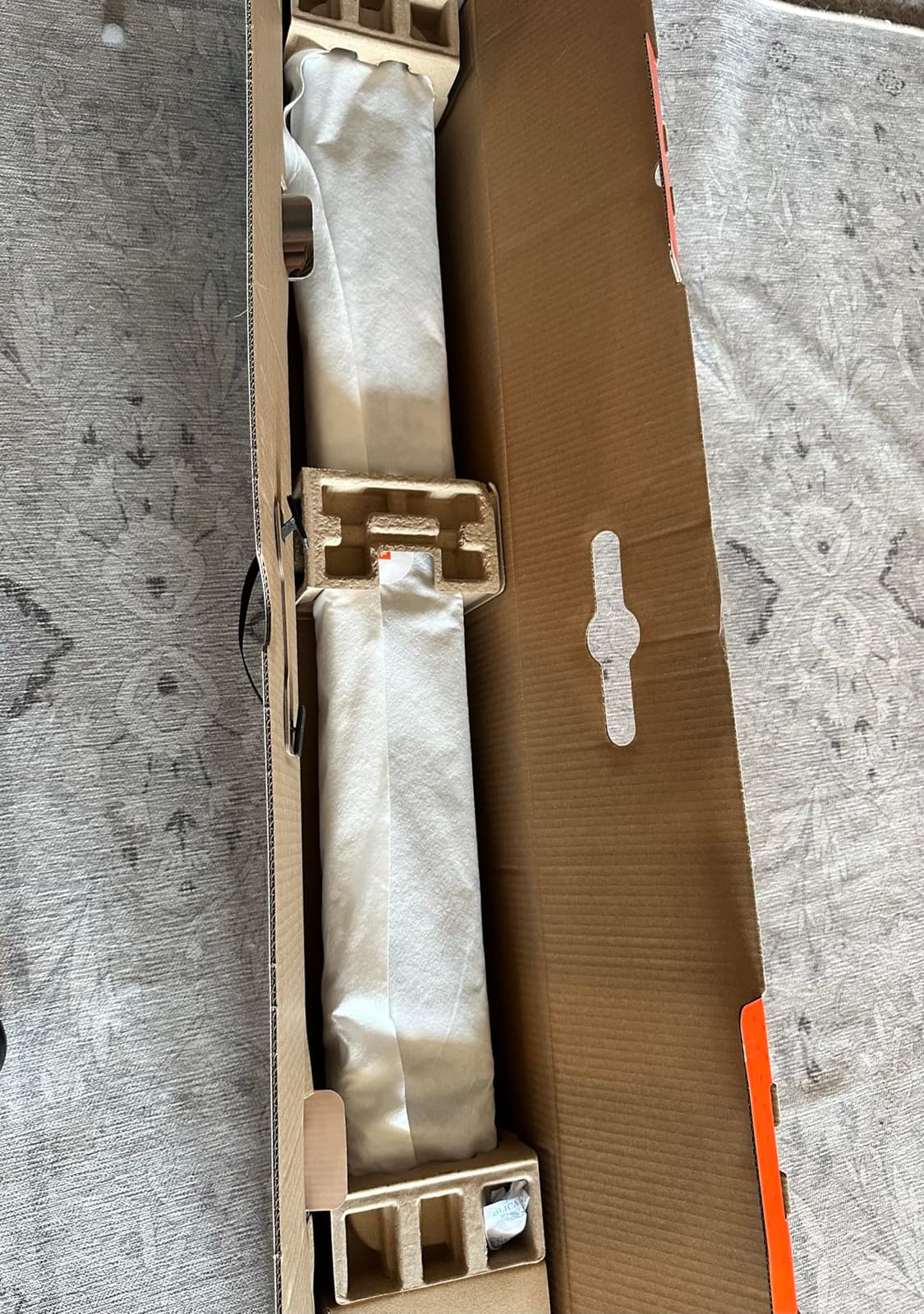 JBL Bar 300MK2-5.0 Channel All-in-one soundbar with Dolby Atmos, MultiBeam 3.0 & PureVoice 2.0, Easy Sound Calibration, ONE App and Works with Voice Assistant-Enabled Speakers (Black) customer photo 1