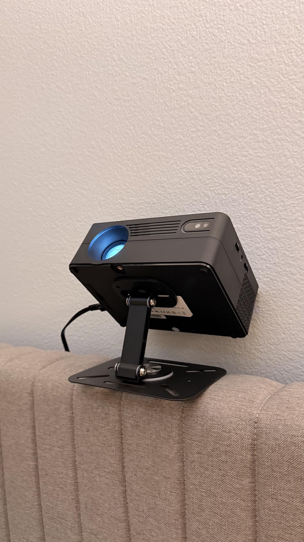Outdoor Projector with WiFi and Bluetooth & Stand,3000 Brightness,Portable Smart projector with Official Licensed Apps and AI Auto Focus,4K movie projectors Compatible with Netflix/YouTube/PrimeVideo customer photo 2