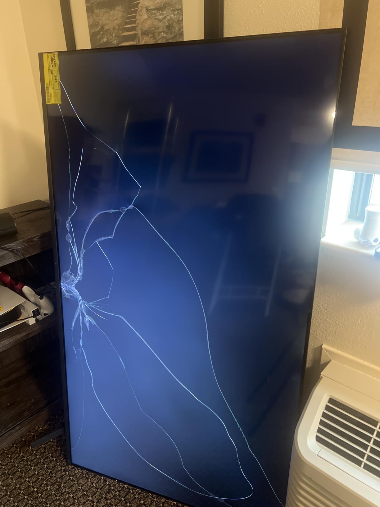 LG 98-Inch Class Nano AI 4K NU85 Series Smart TV w/AI Sound Pro, HDR10, AI 4K Super Upscaling, Filmmaker Mode, Wow Orchestra, Compatible with Alexa (98NU850BPUB, 2026) customer photo 2