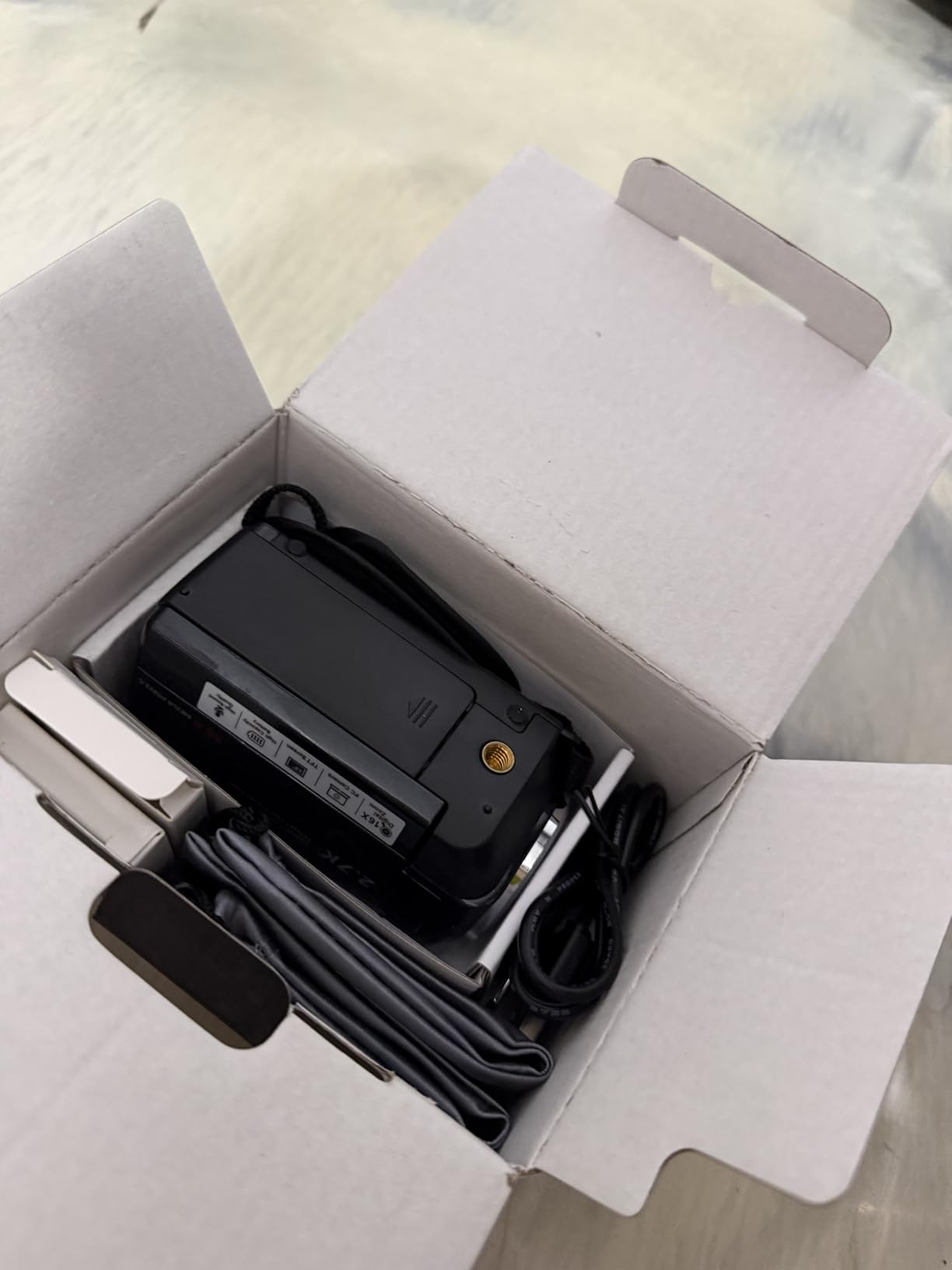 Video Camera Camcorder, QHD 2.7K 56MP 16X Digital Zoom Vlogging Camera | 2.8