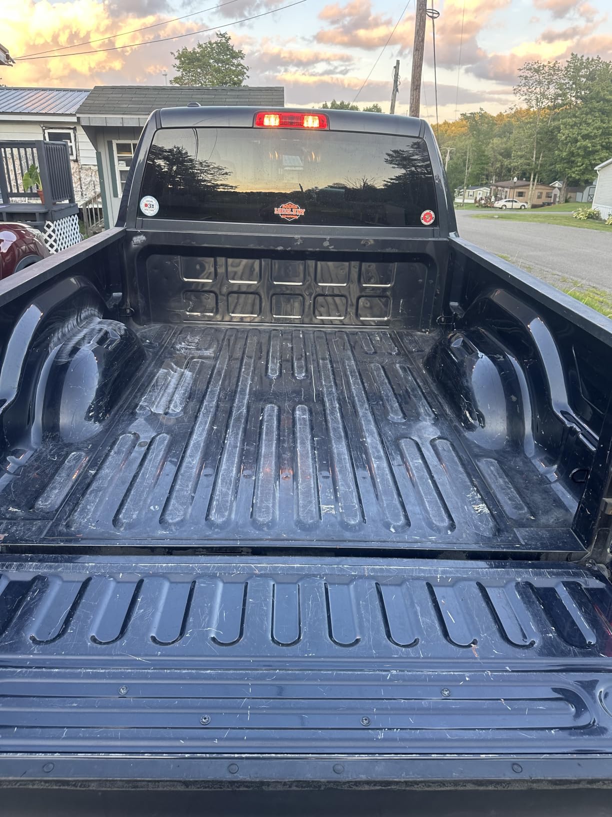 HERCULINER HCL1B8 Roll-on Bed Liner Kit,Black, 1 Gal. customer photo 1