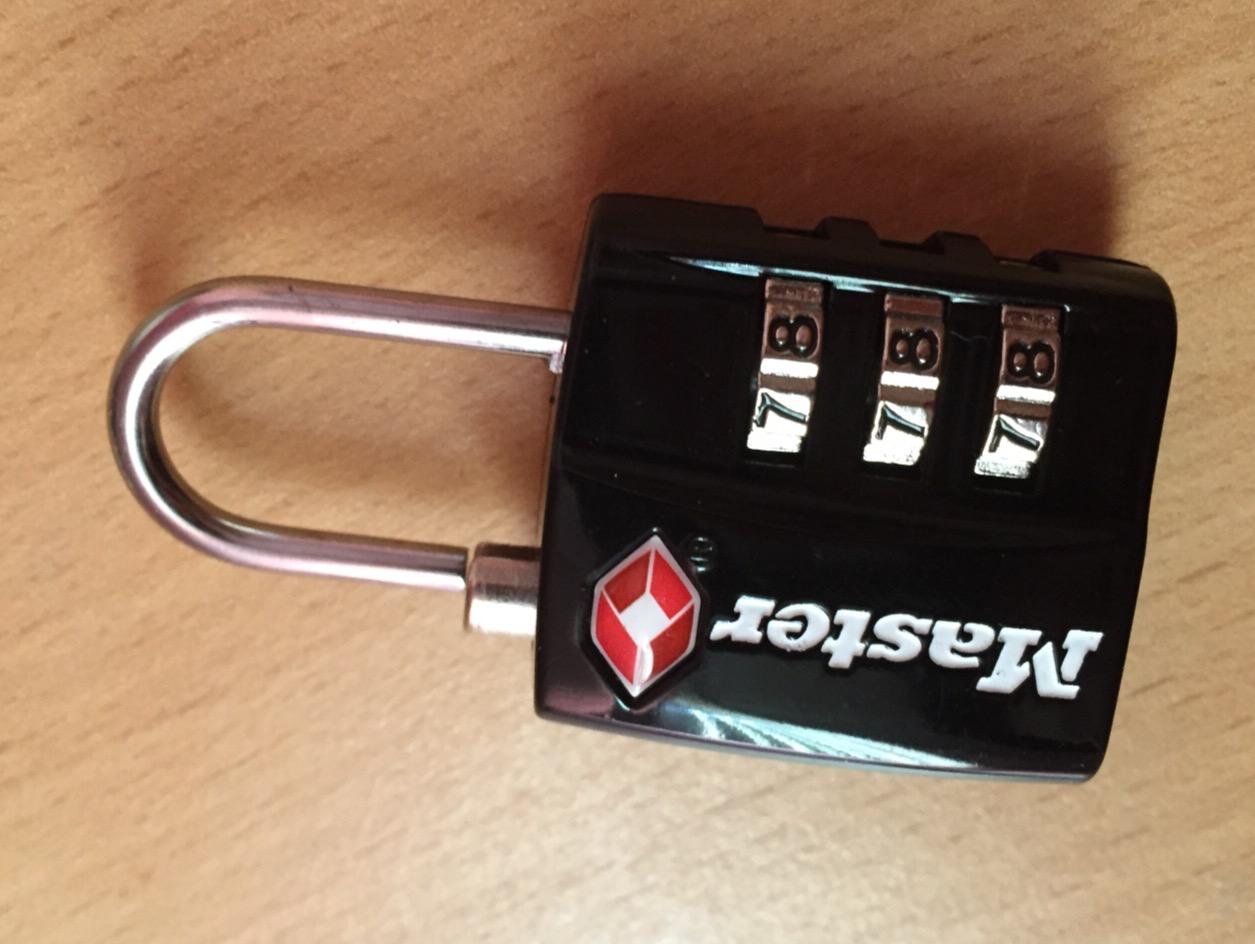 Master Lock Black TSA-Approved Luggage Lock with Wide Lock Body and Thin, Durable Steel Shackle, Zipper Lock for Backpacks, Luggage, 4680DBLK customer photo 2