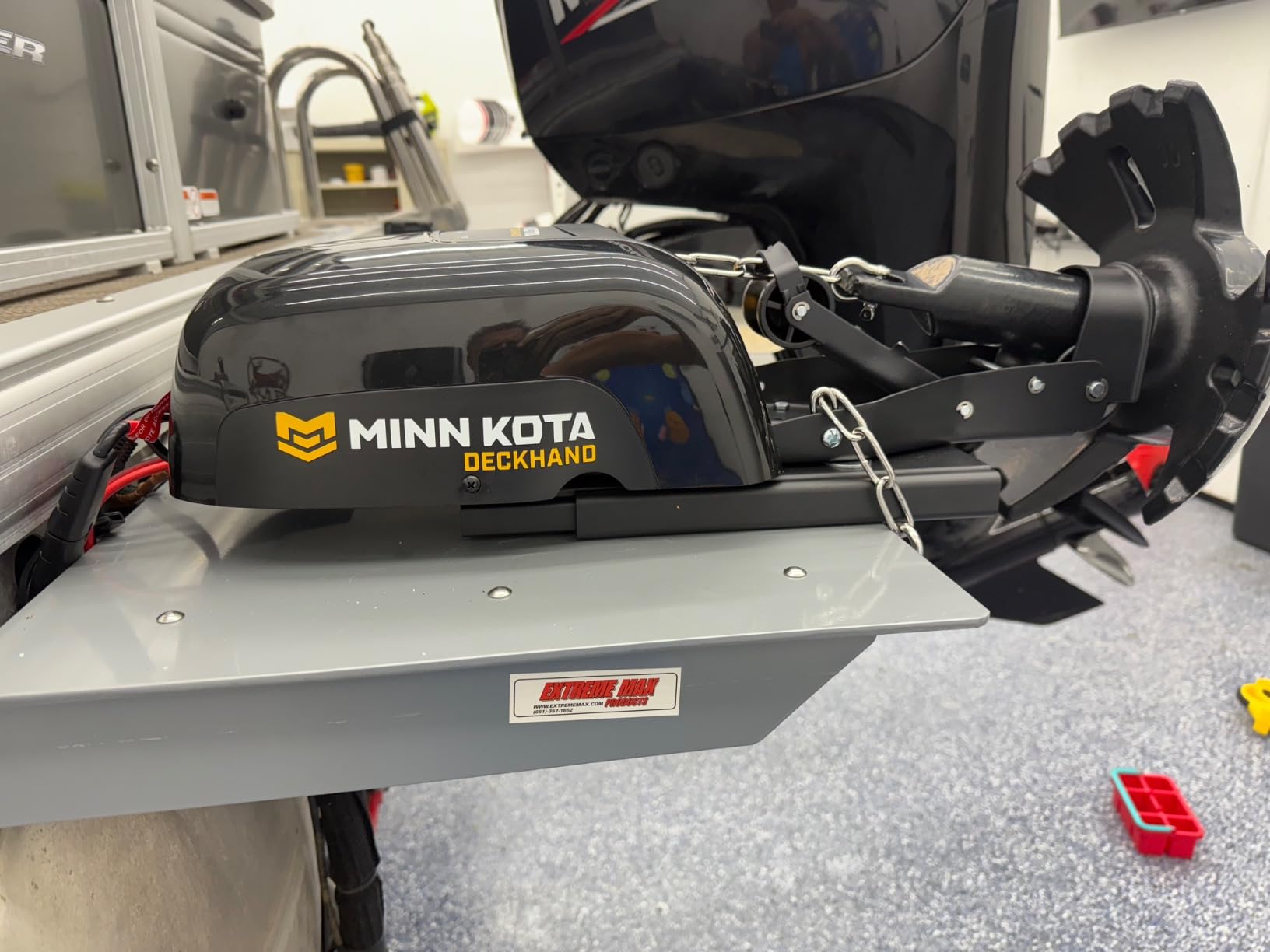 Minn Kota Deckhand Electric Anchor Winch – DH-40 customer photo 2