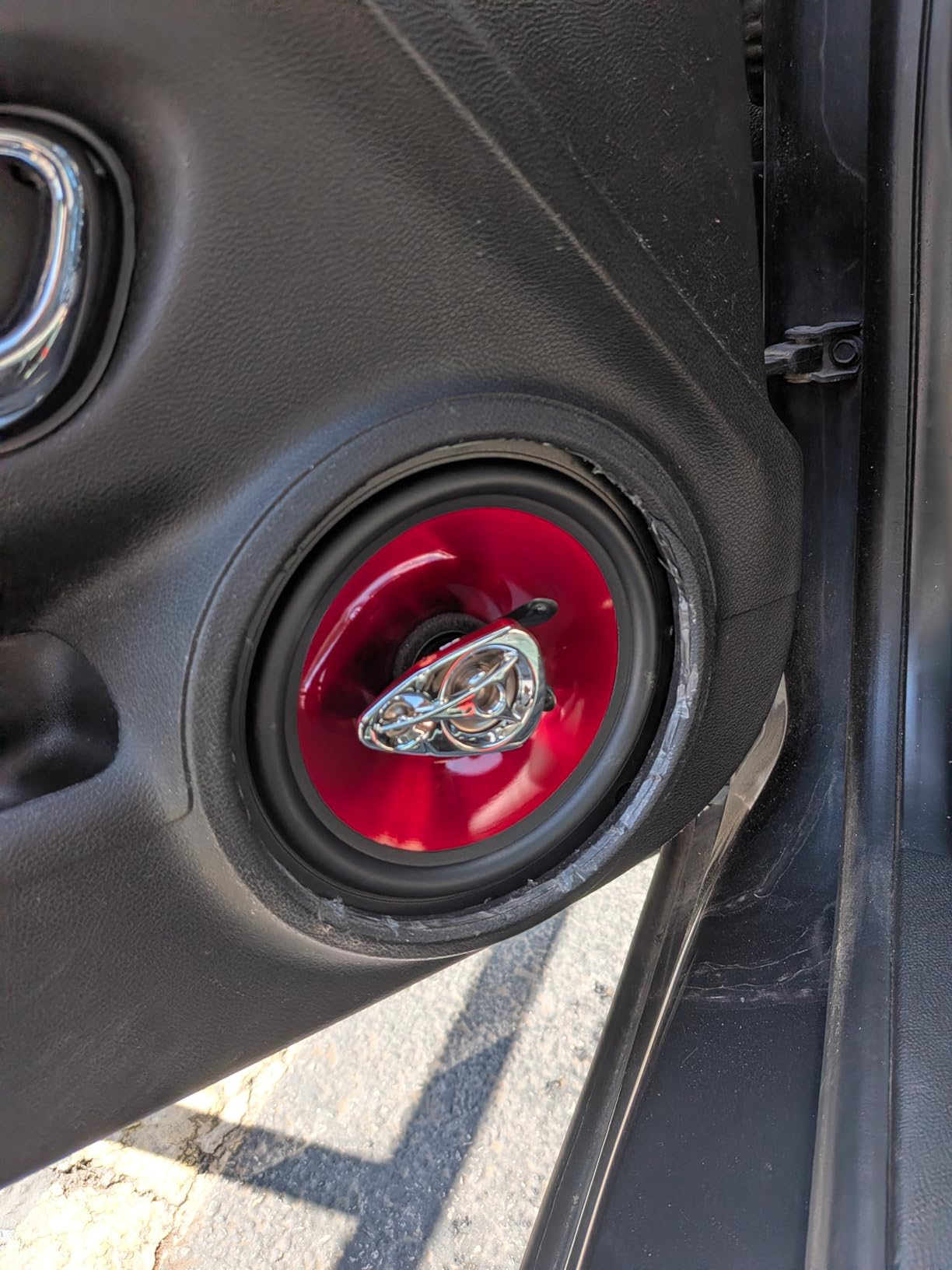 BOSS Audio Systems CH6530 6.5 Inch Car Speakers, 300 Watts Per Pair, 3 Way customer photo 1
