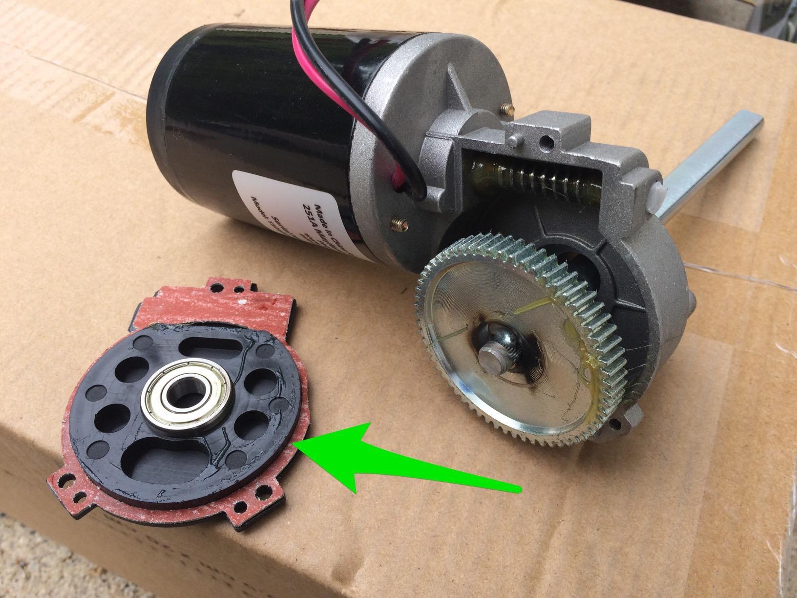 Camco TRAC Outdoors Pontoon 35-G3 Electric Boat Anchor Winch - Easy-to Operate & Features a High-Efficiency, 12-Volt DC, All Steel Gear Motor & 100-feet Pre-Wound Double-Braid Anchor Rope (69003) customer photo 1