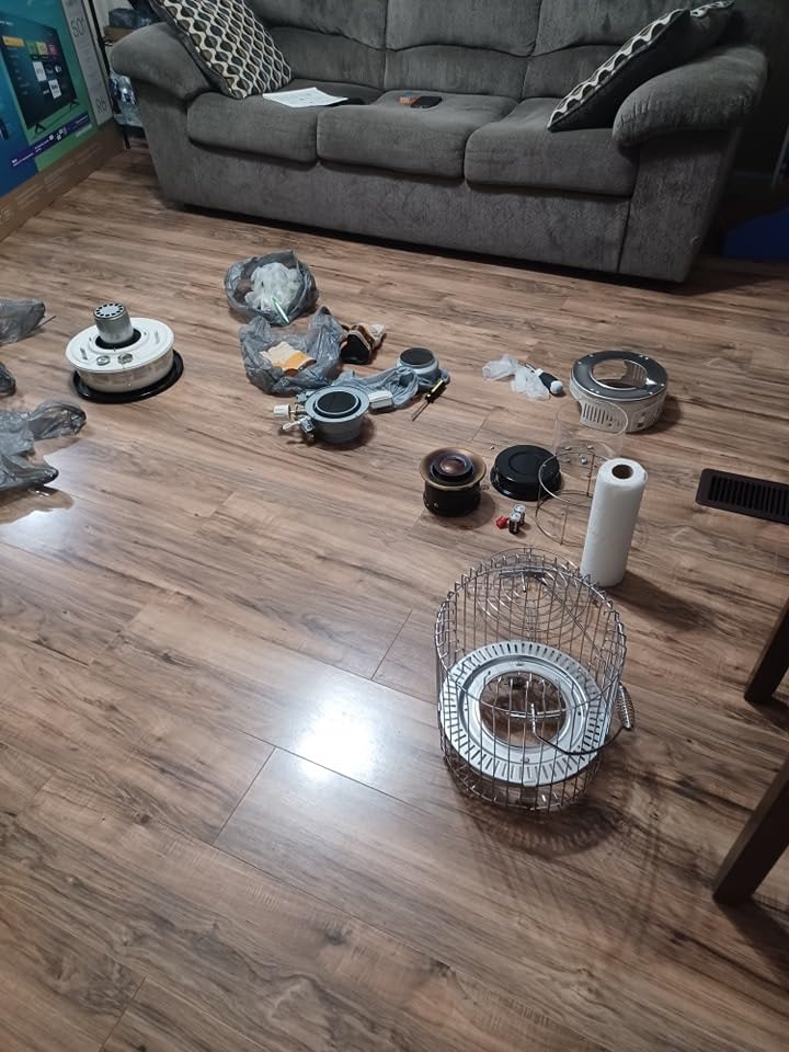 Kero World Kerosene Convection Wick Heater with Radiant and Convective Heat, Lightweight Portable Compact Design, and Sure Seat Chimney System, White. customer photo 1