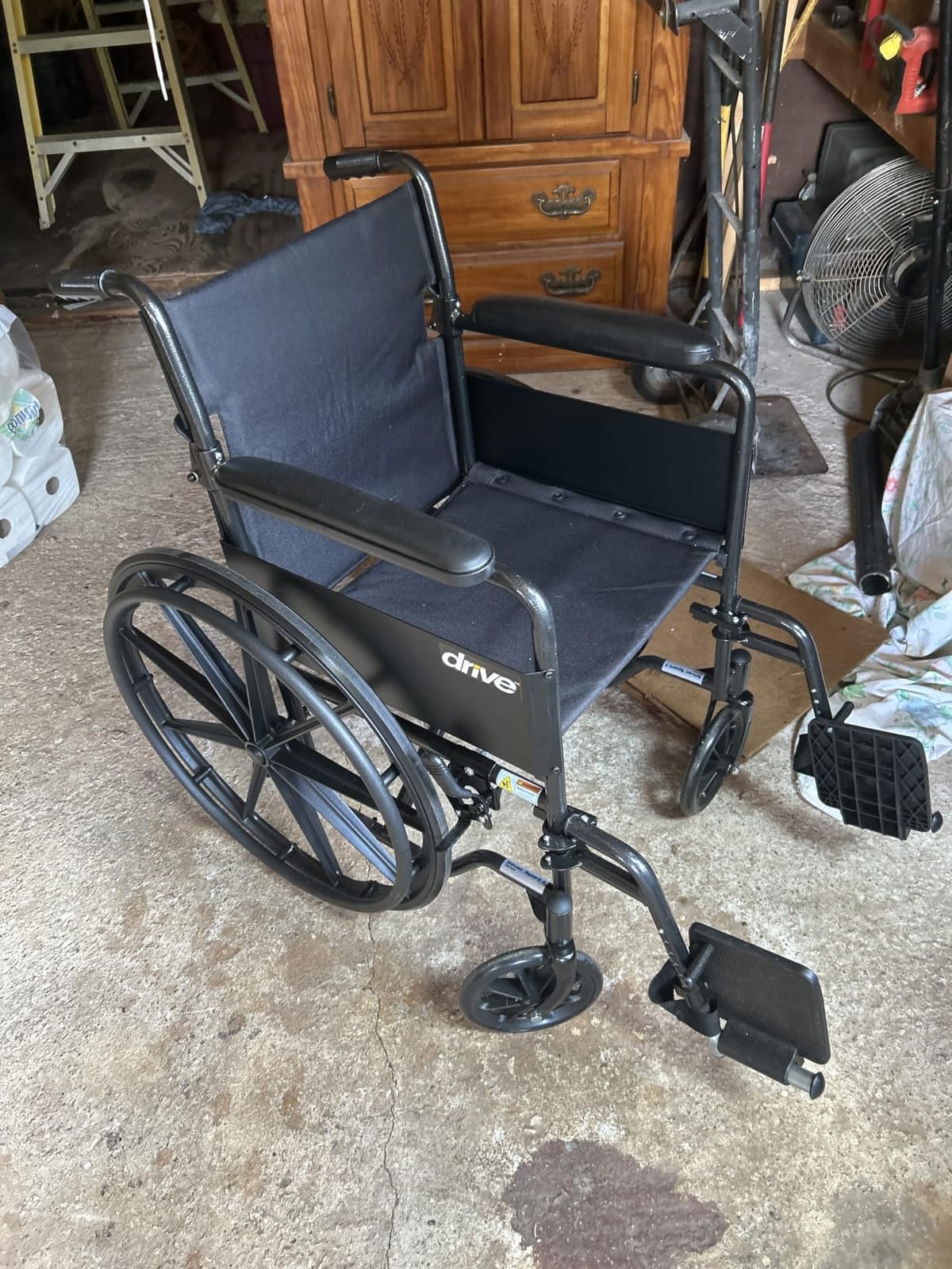 Drive Medical Silver Sport 1 Folding Transport Wheelchair, Black customer photo 2
