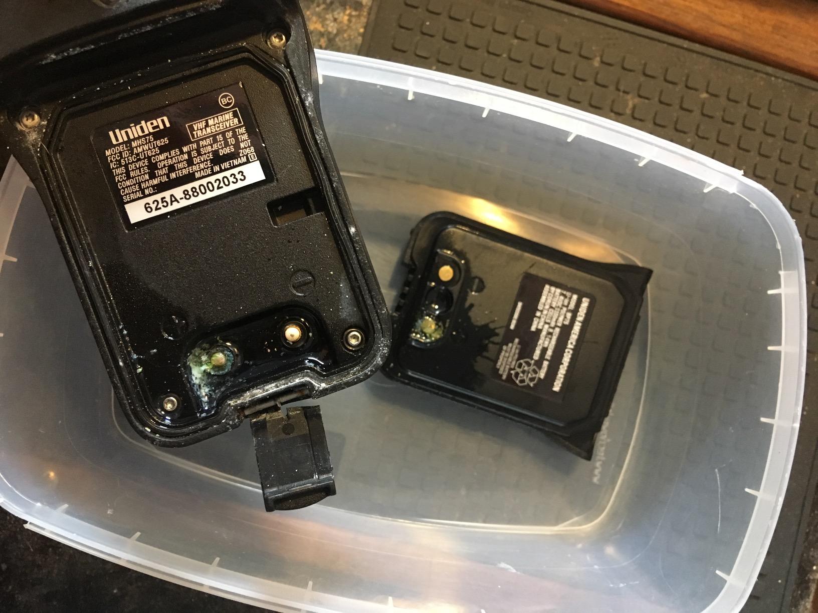 Uniden MHS75 Waterproof Handheld 2-Way VHF Marine Radio, Submersible, Selectable 1/2.5/5 Watt Transmit Power. All USA/International and Canadian Marine Channels. customer photo 2