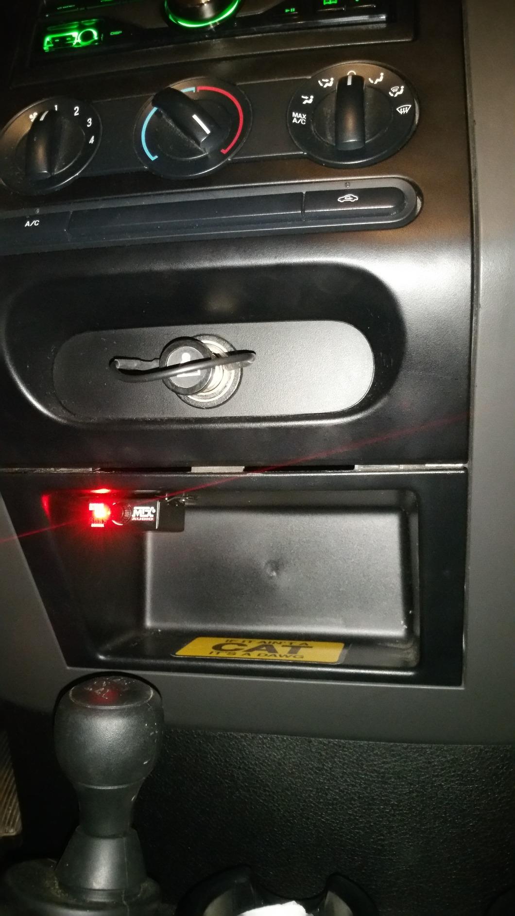 MTX Audio RT8PT 8 Inch 240 Watt Car Loaded Universal Powered High Performance Amplified Tube Box Vented Subwoofer Enclosure, RCA Connectivity customer photo 1
