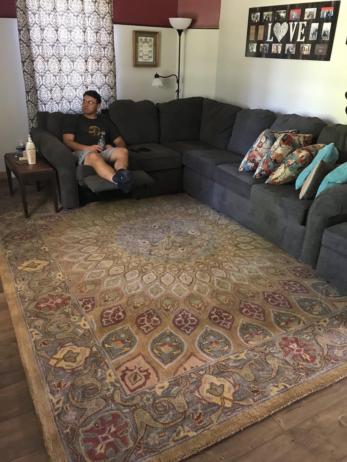SAFAVIEH Heritage Collection Accent Rug - 4' x 6', Light Brown & Grey, Handmade Traditional Oriental Wool, Ideal for High Traffic Areas in Entryway, Living Room, Bedroom (HG914A) customer photo 2