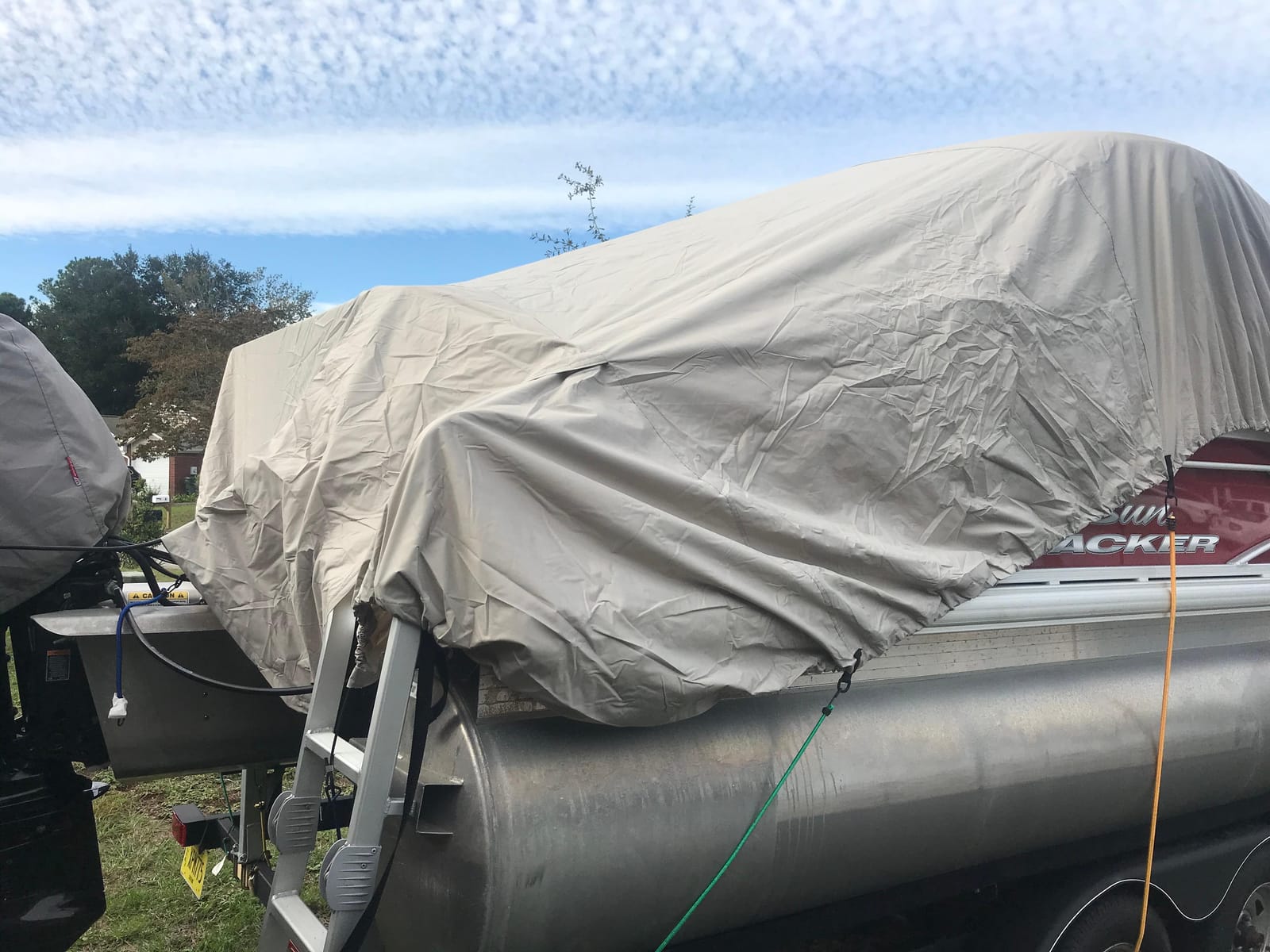 Pyle Universal Boat Adjustable Storage Cover - 25'-28'L to 96” Pontoon Boats Protection Custom Heavy Duty Waterproof Polyester Fabric, Snap Strap, Elastic Cord, Bag customer photo 1