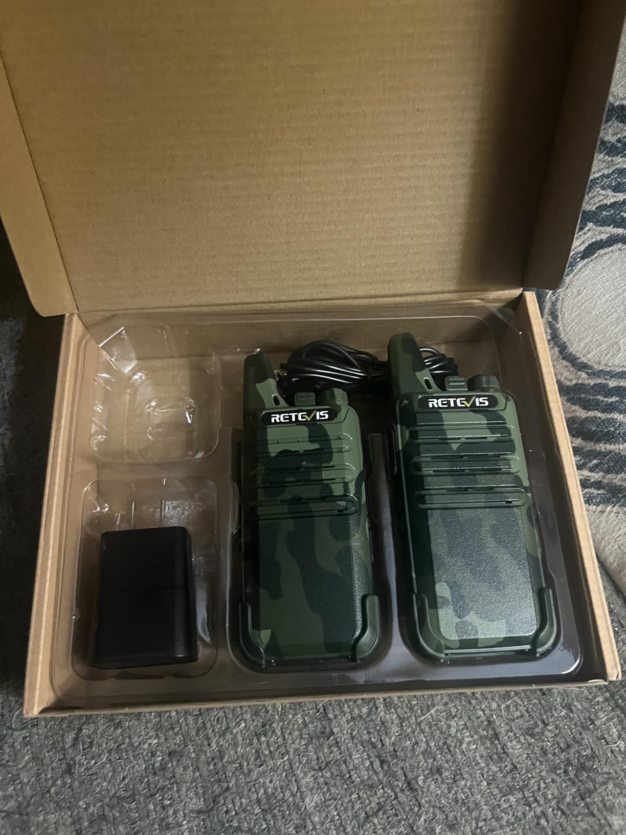 Retevis RT22 Compact & Lightweight FRS Walkie Talkies Long Range (4 Pack) customer photo 2