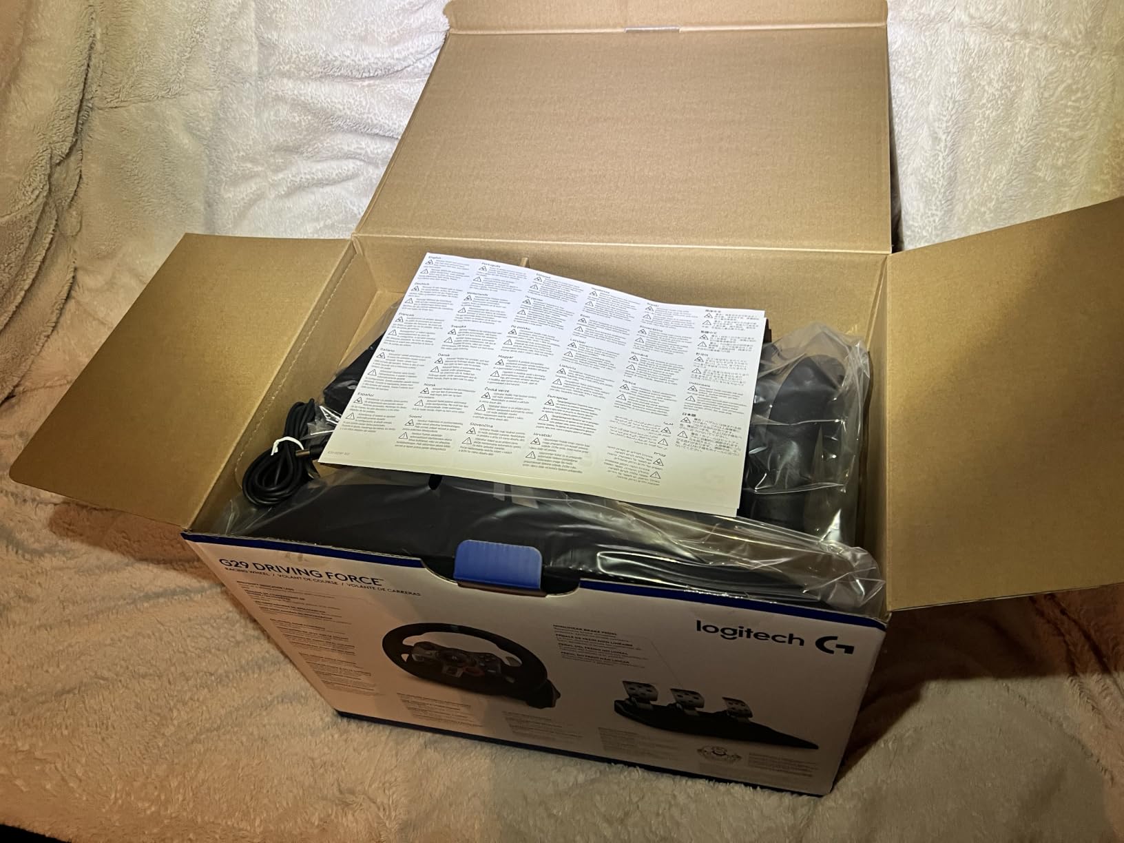 Logitech G29 Racing Wheel and Pedals for PS5/PS4/PC customer photo 2