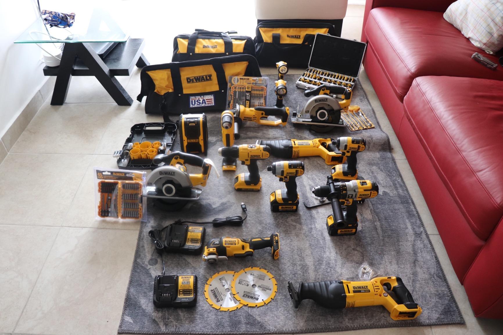 DEWALT 20V MAX Power Tools, 9 Cordless Tool Combo, Impact and Drill Driver, Oscillating Tool, Grinder, Circular and Reciprocating Saw, Right Angle Drill, Speaker, LED Light, 2 Batteries, Charger (DCK940D2) customer photo 2